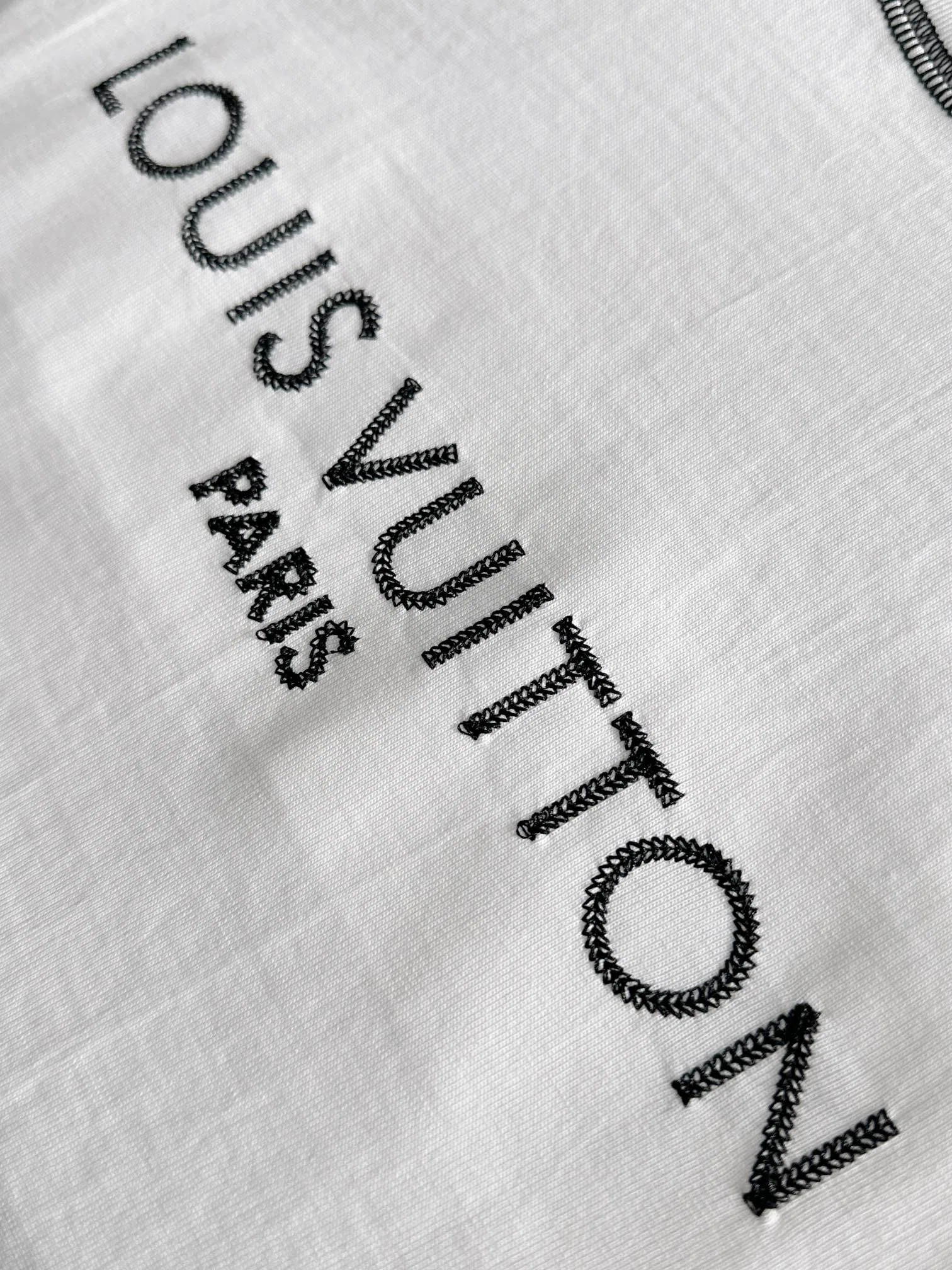 LV 27FW PXOPLTT 002 반팔티셔츠 9