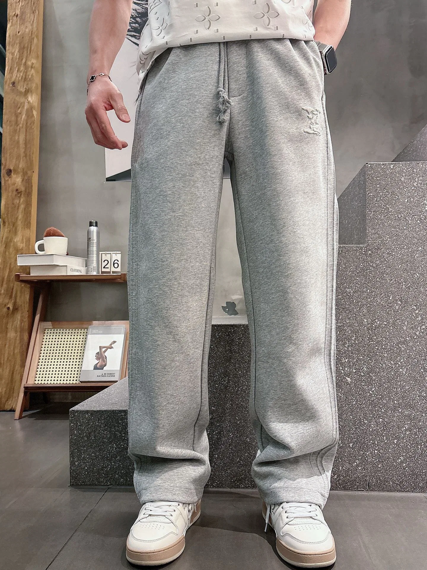 LV 27FW PXOPLTT 031 스웻팬츠 12