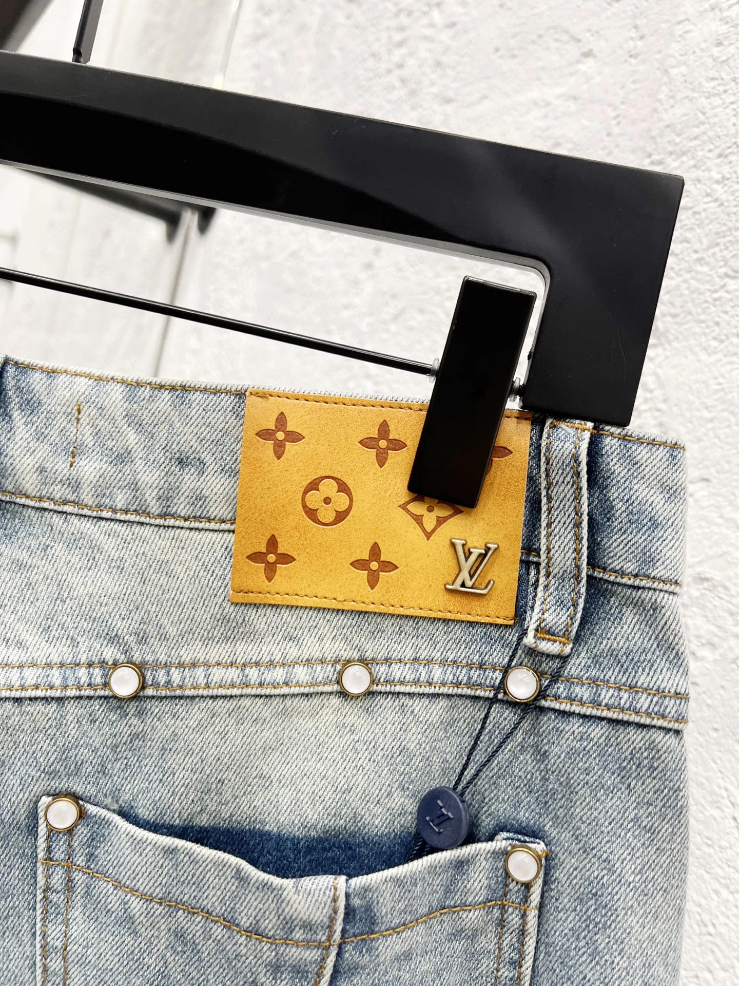 LV 27FW PXOPLTT 065 데님팬츠 7