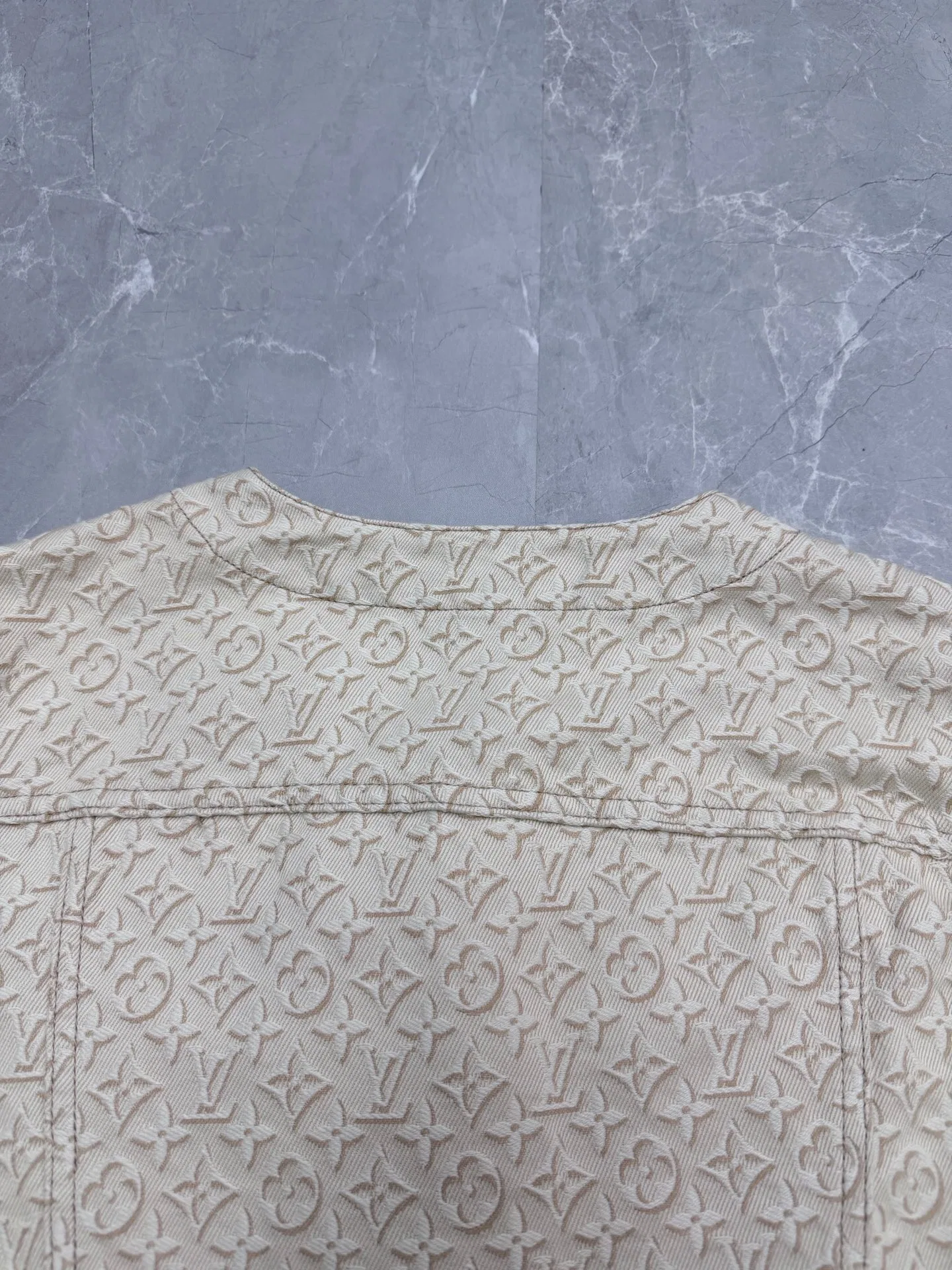 LV 27FW QBTUMXL 003 자켓 9