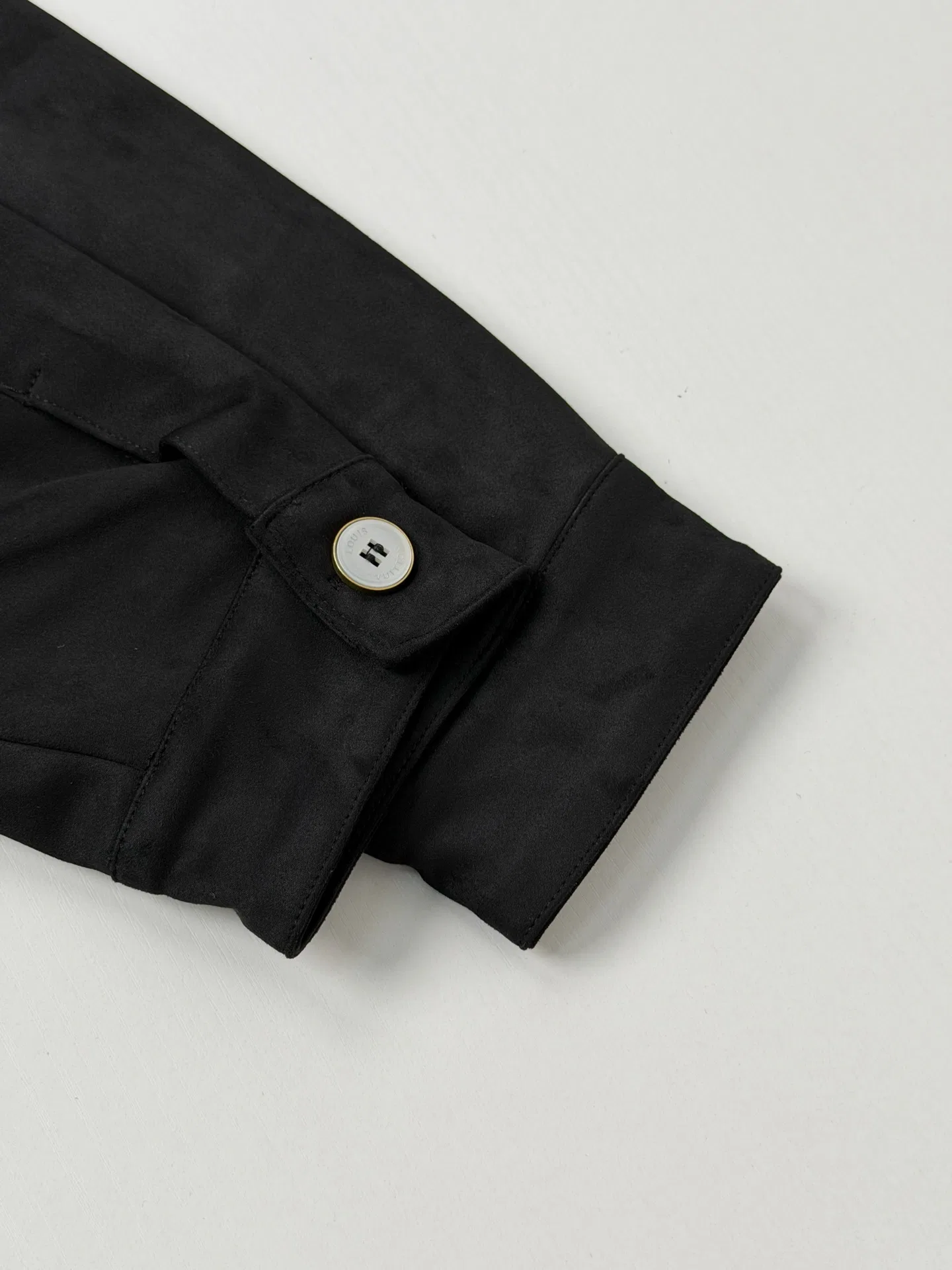 LV 27FW QBTUMXL 017 자켓 7