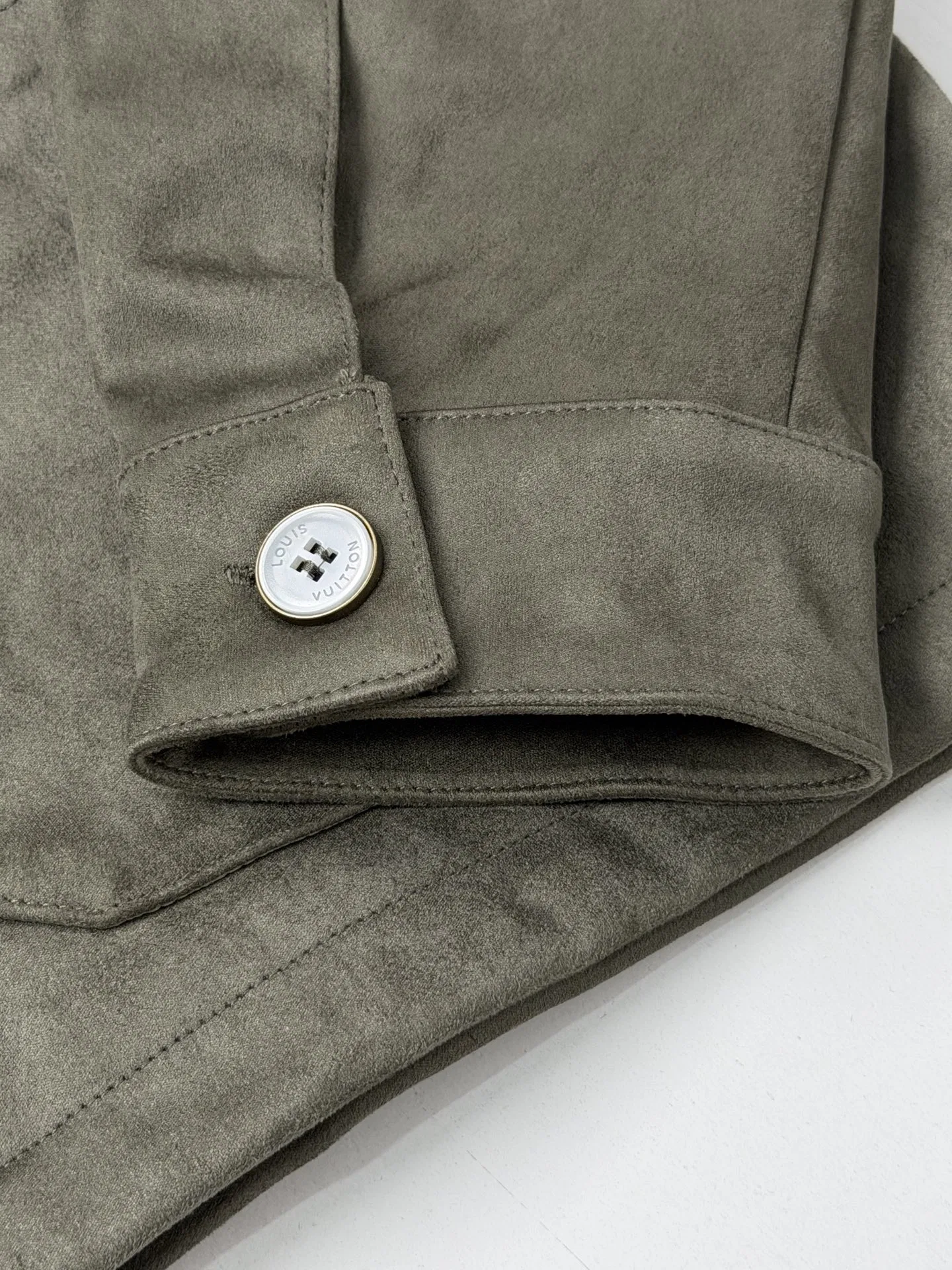 LV 27FW QBTUMXL 017 자켓 26