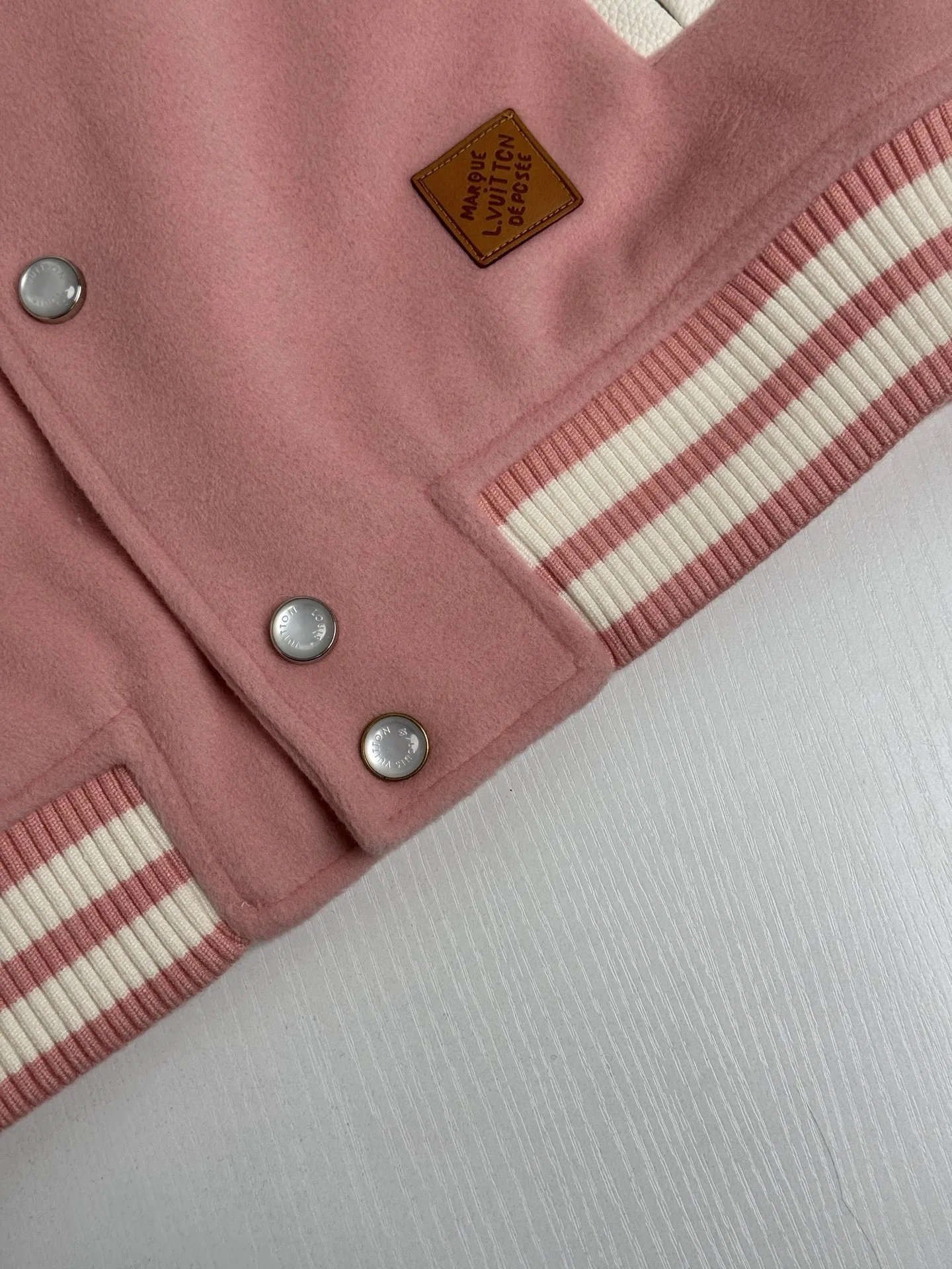 LV 27FW QBTUMXL 018 스타디움자켓 7