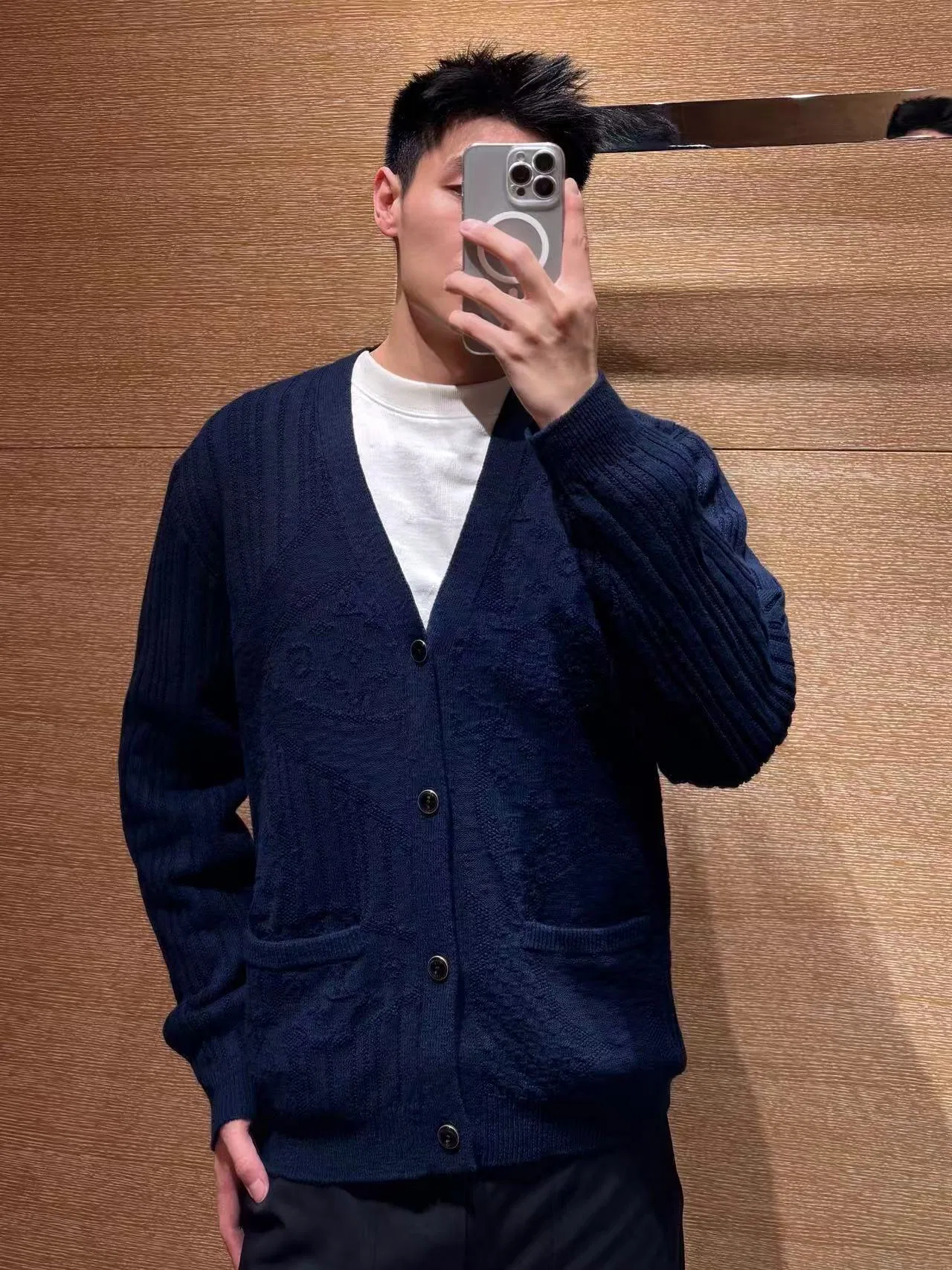 LV 27FW QBTUMXL 023 가디건 10