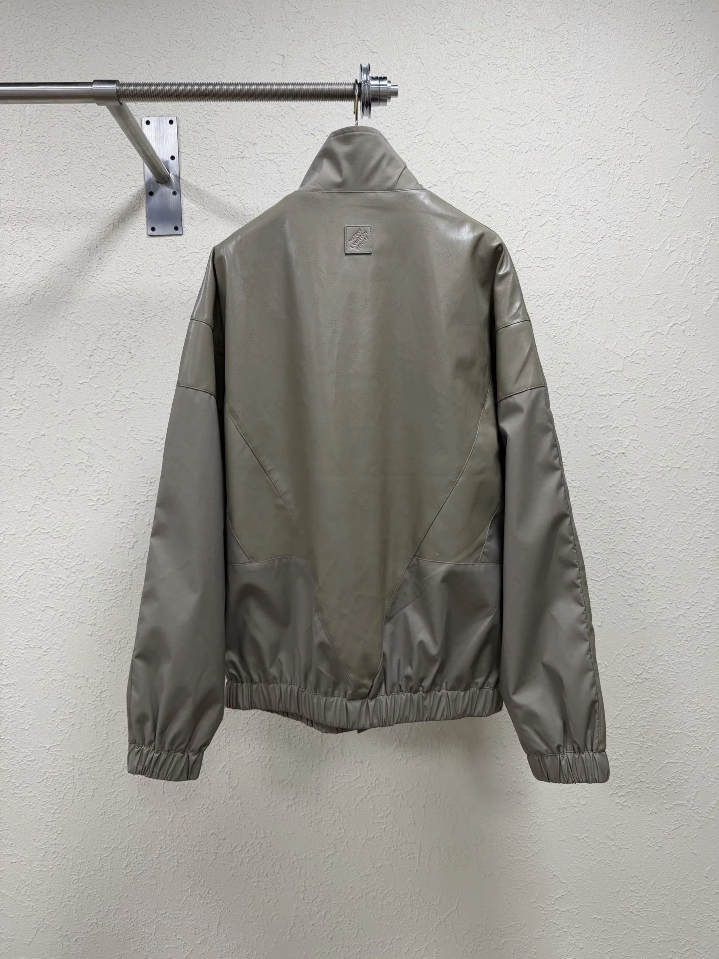 LV 27FW QBTUMXL 024 자켓 10