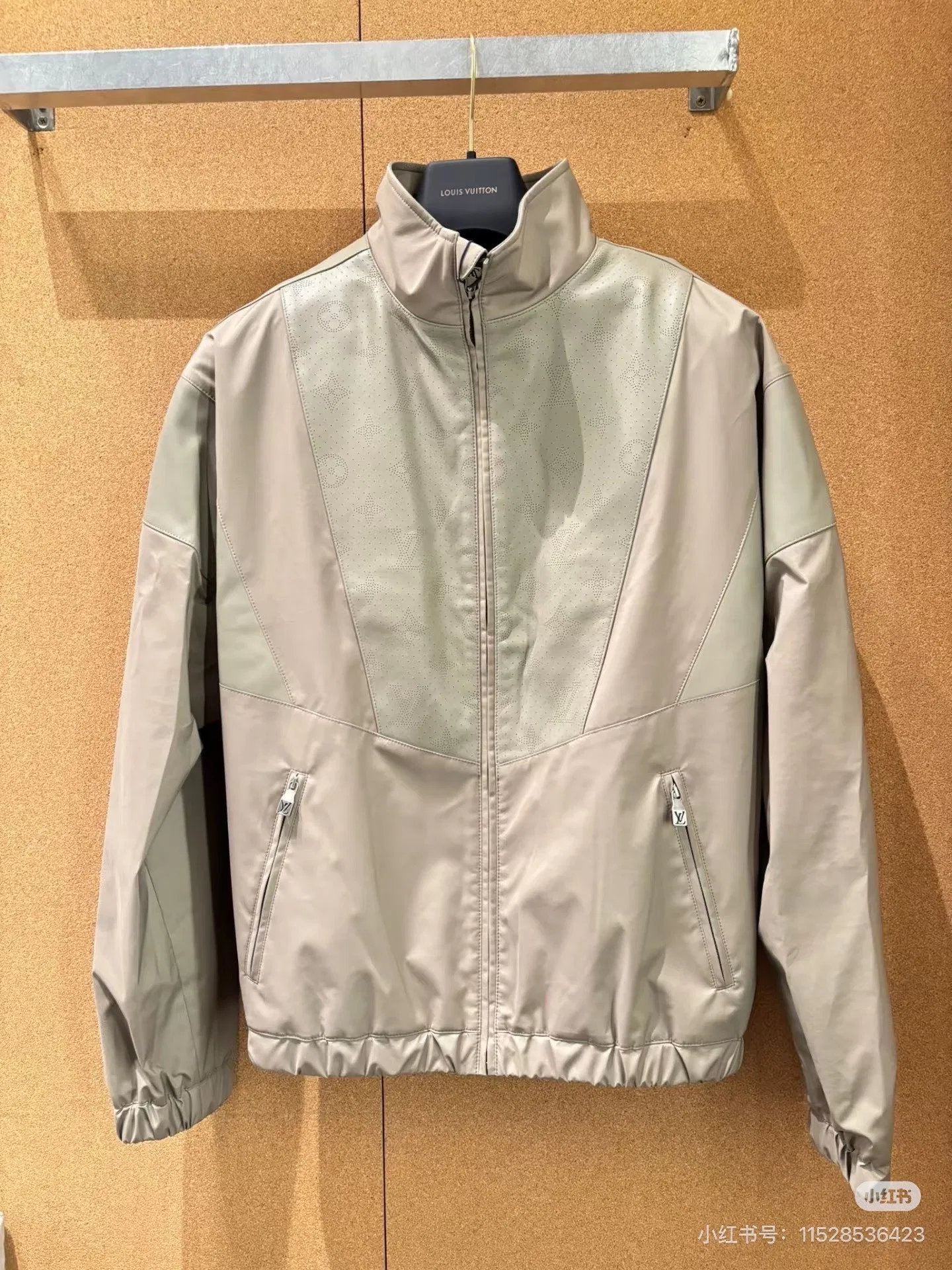 LV 27FW QBTUMXL 024 자켓 21