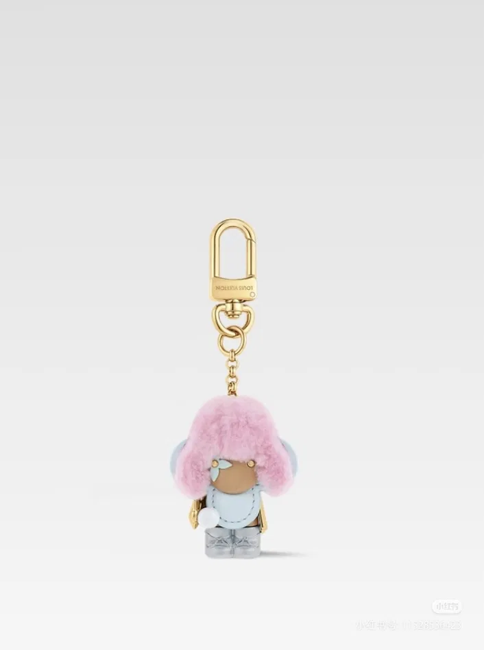 LV 27FW QCBNDNQ 002 키링 10