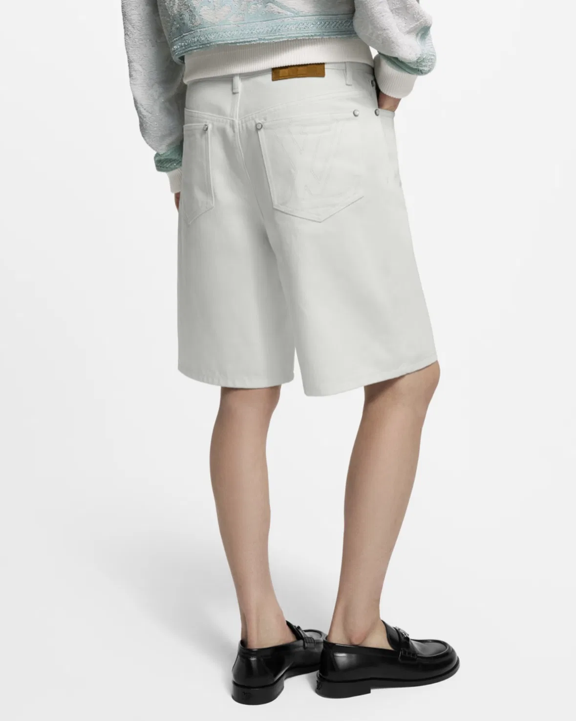LV 27FW QCYEEAU 008 숏츠 10