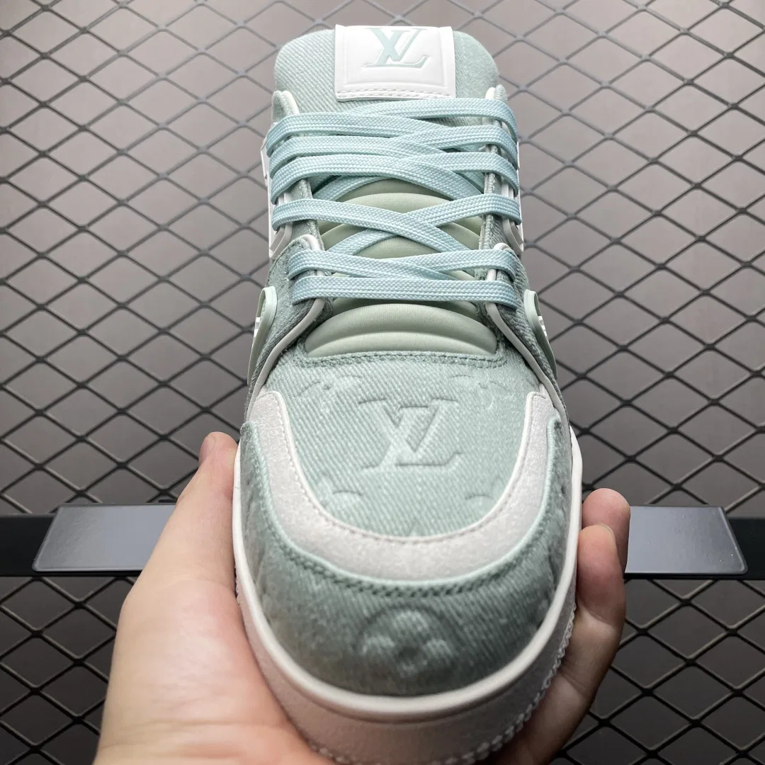 LV 27FW QCYEEAU 011 스니커즈 8