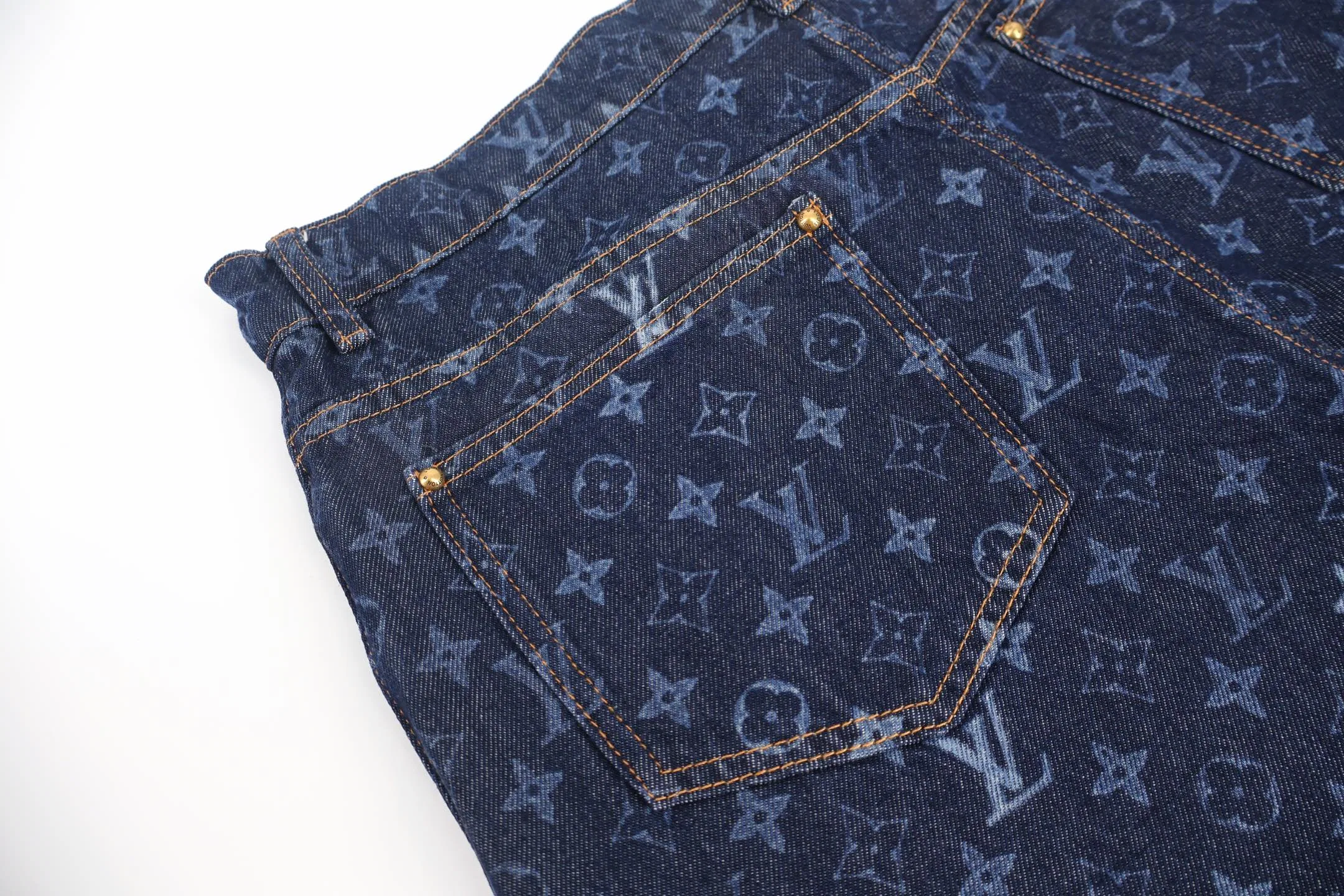 LV 27FW QCYEEAU 023 데님숏츠 7