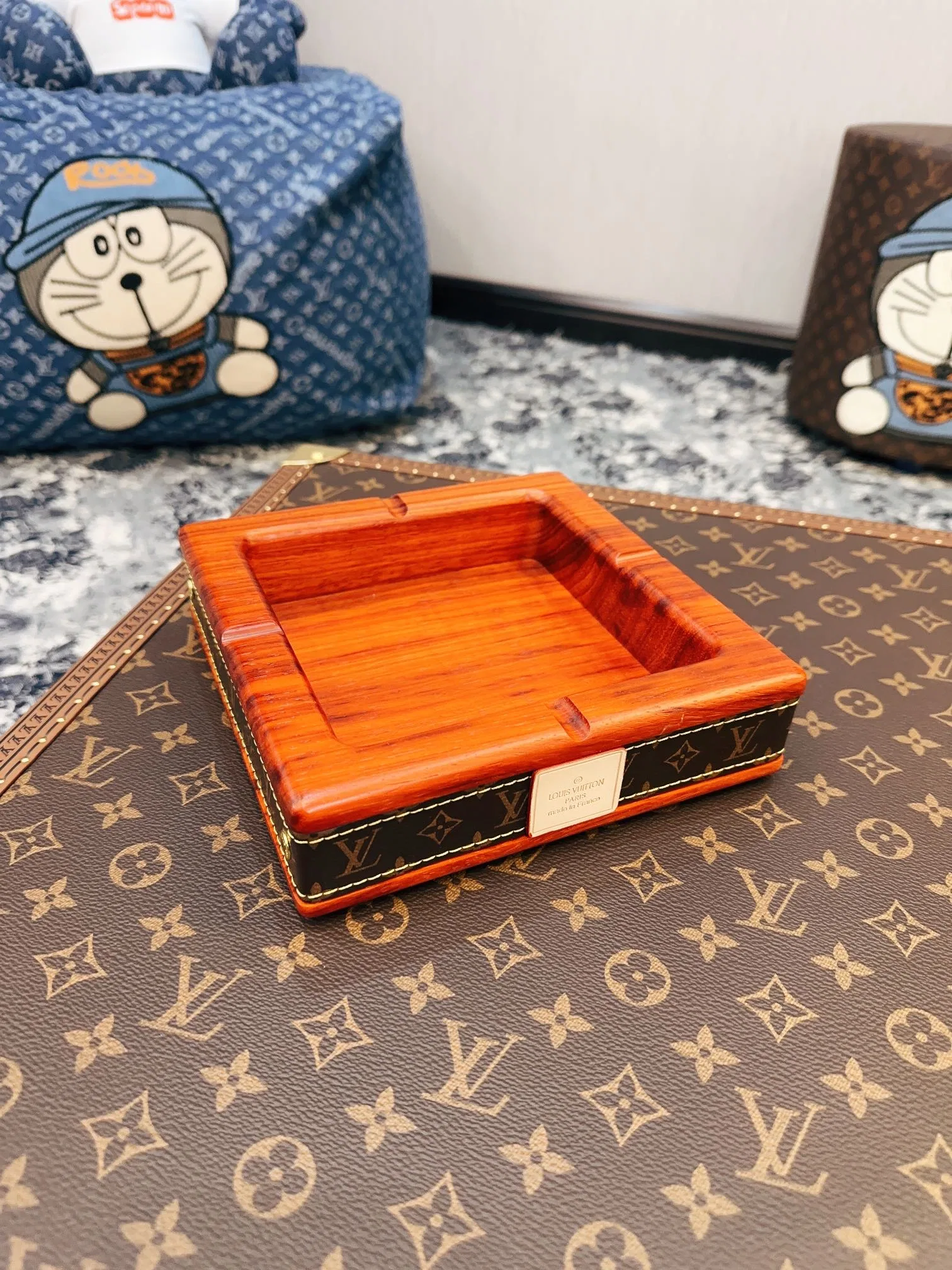 LV 27FW QCYEEAU 027 트레이 8
