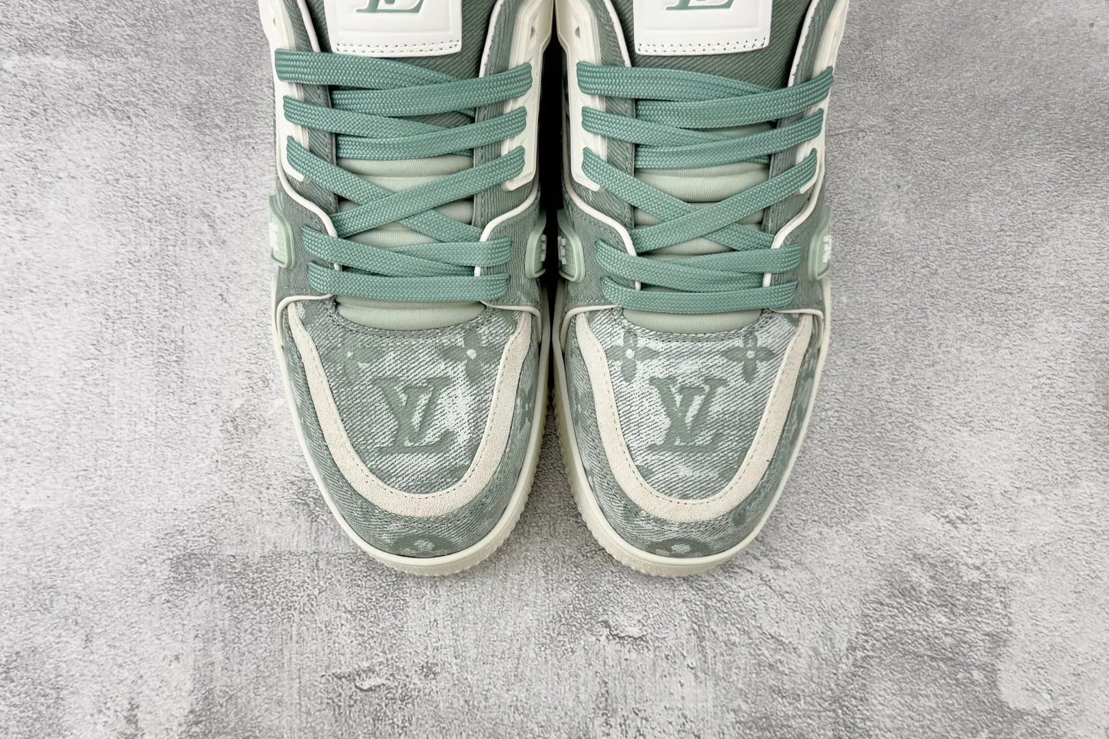 LV 27FW QCYEEAU 036 스니커즈 7