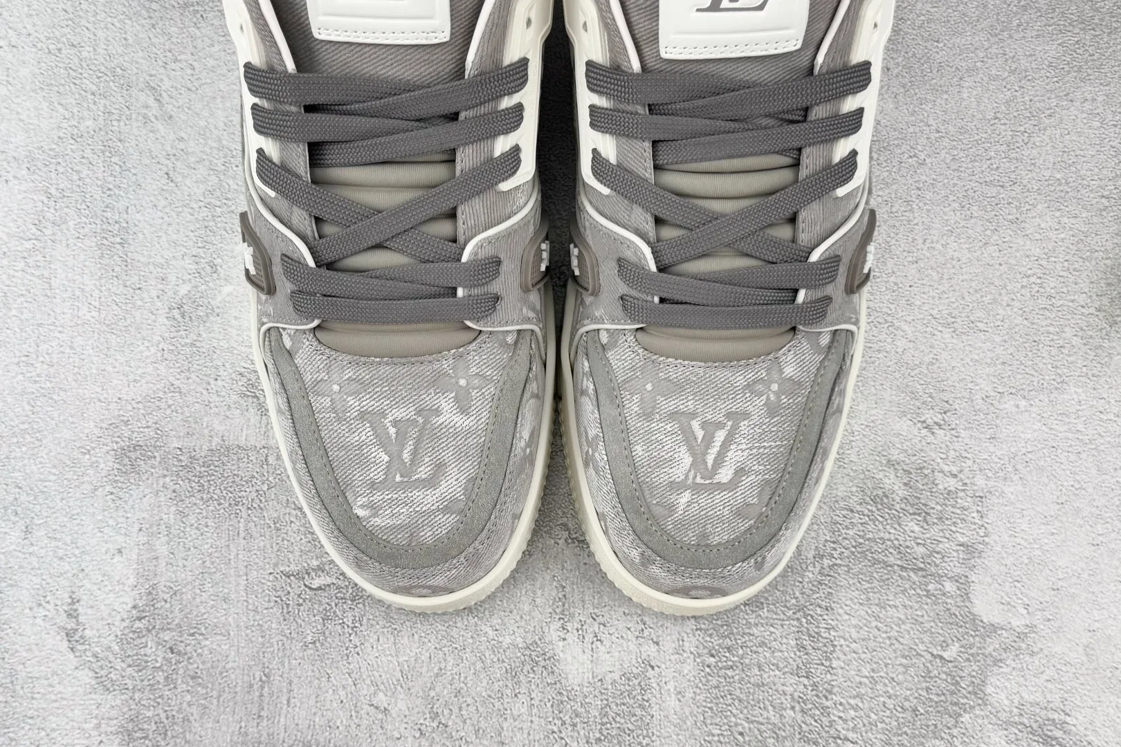 LV 27FW QCYEEAU 036 스니커즈 34