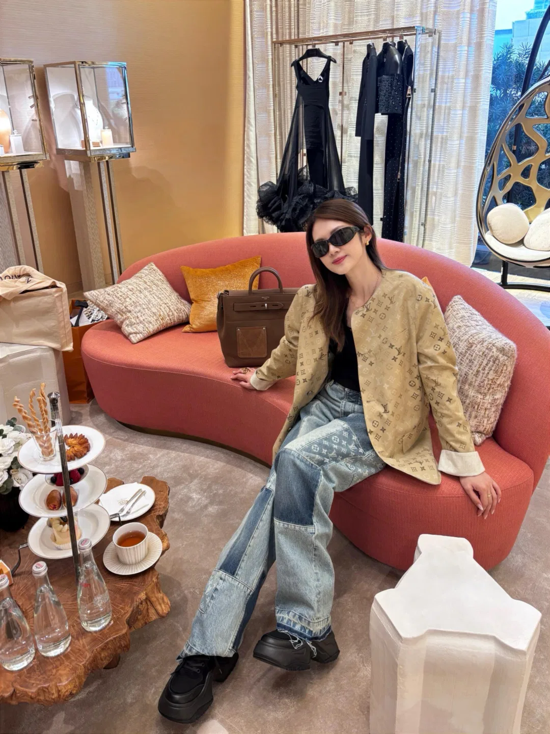 LV 27FW QCYEEAU 037 데님팬츠 12