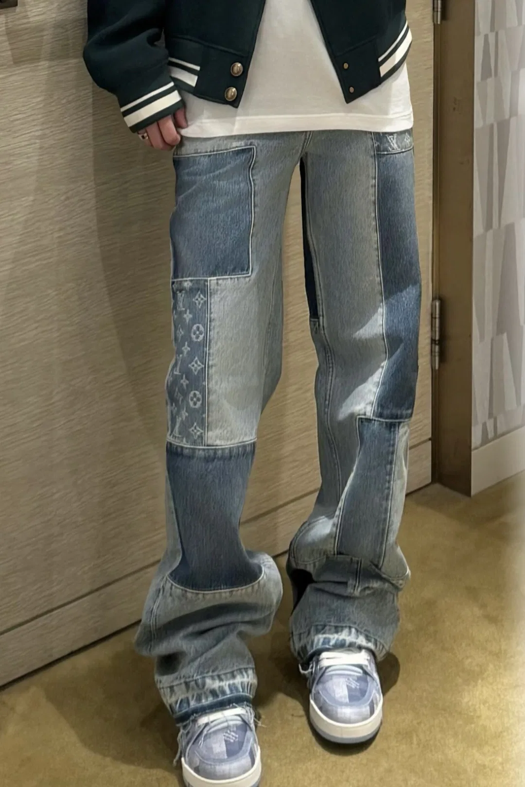 LV 27FW QCYEEAU 037 데님팬츠 21