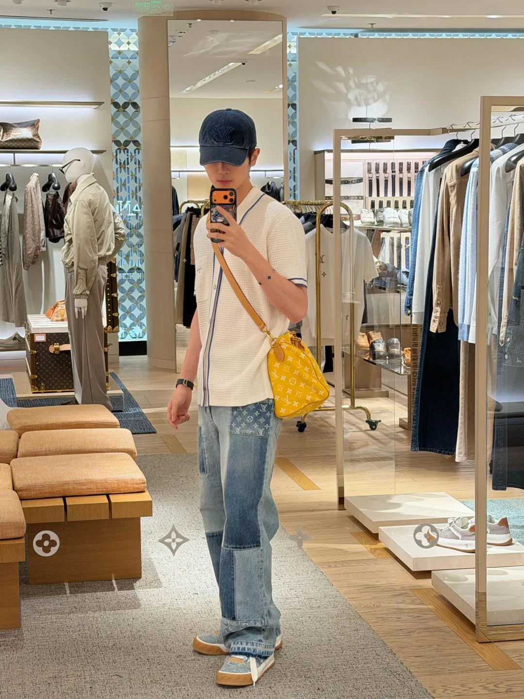 LV 27FW QCYEEAU 037 데님팬츠 27