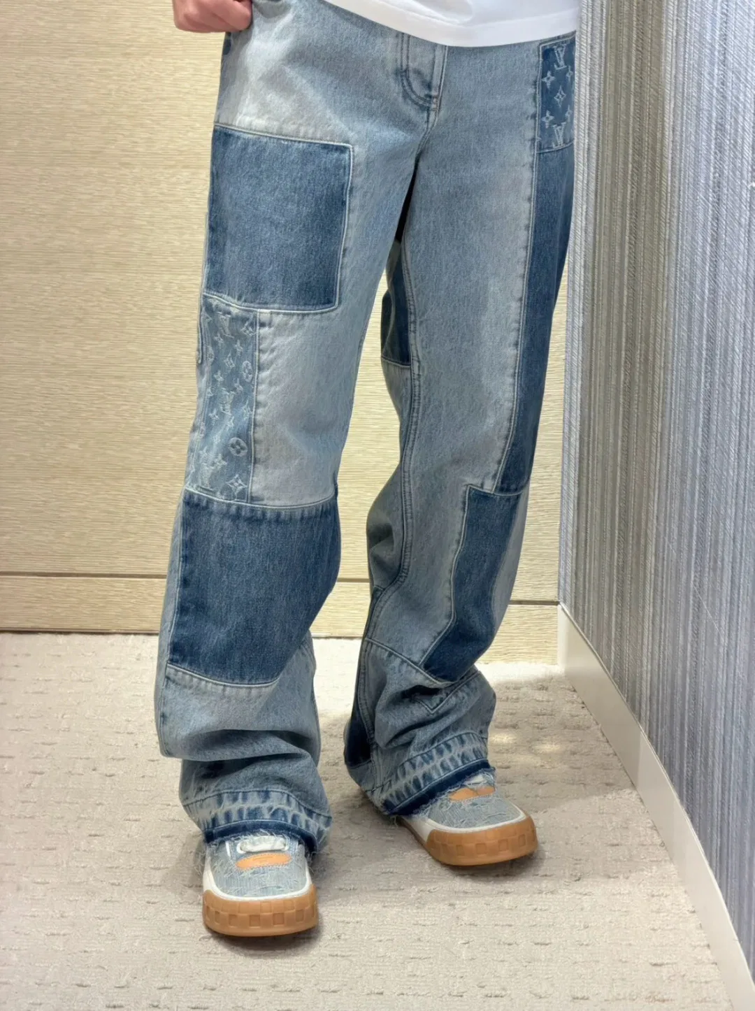 LV 27FW QCYEEAU 037 데님팬츠 37
