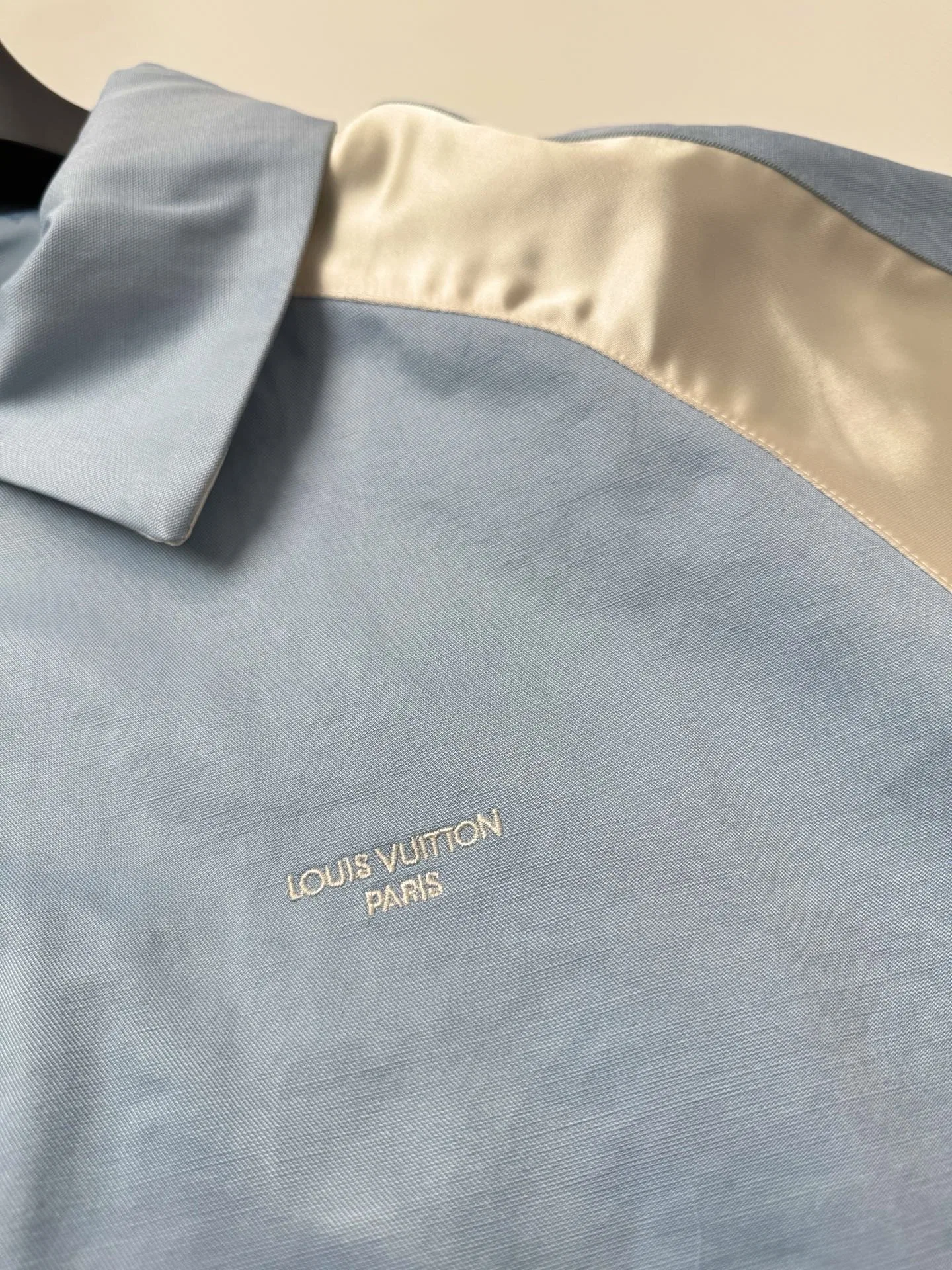 LV 27FW QCYEEAU 038 자켓 10