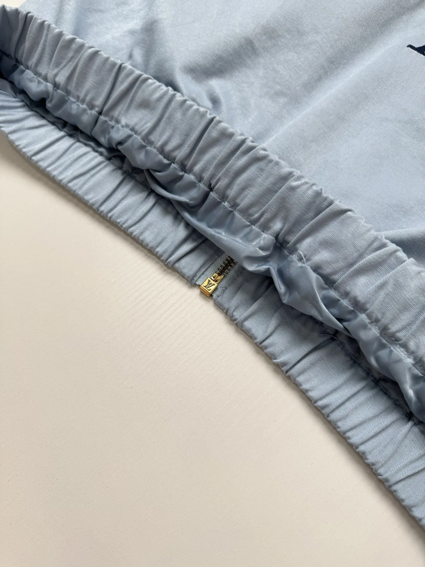 LV 27FW QCYEEAU 038 자켓 12