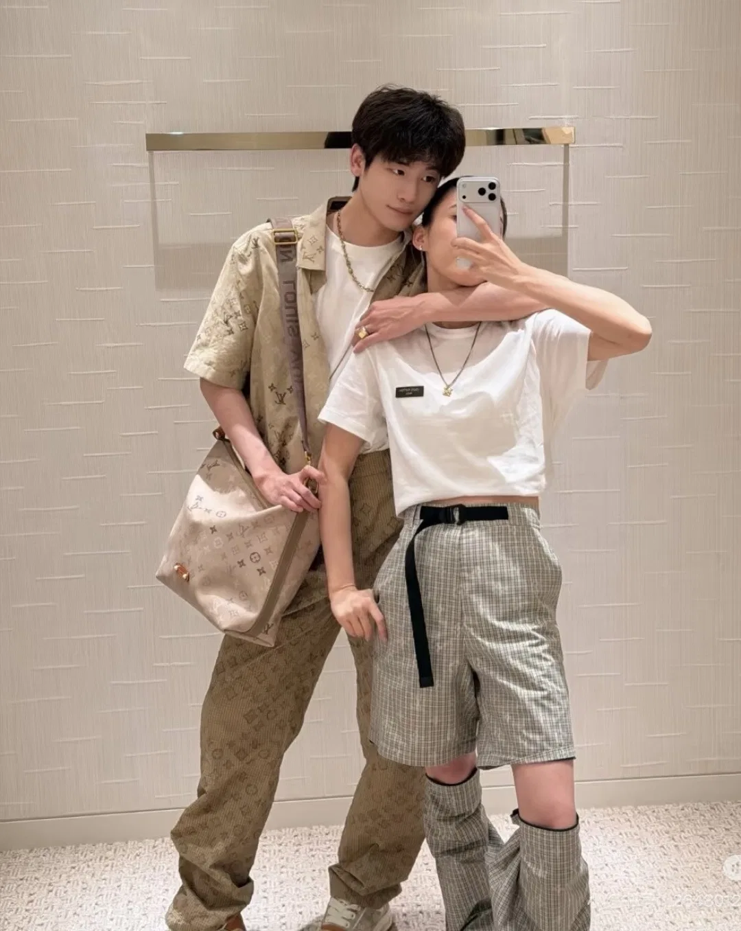 LV 27FW QCYEEAU 040 데님팬츠 9