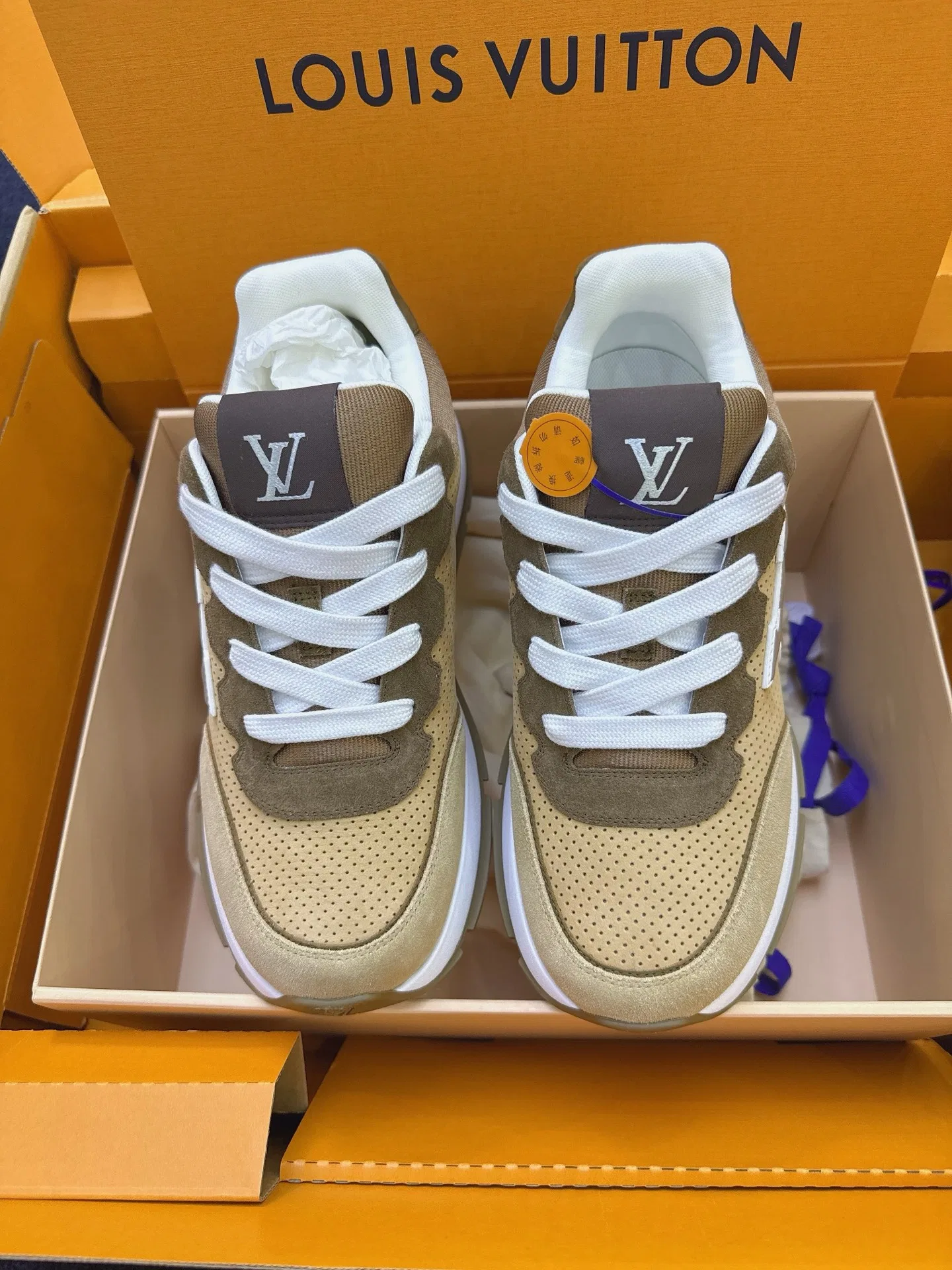 LV 27FW QVUSQNN 011 스니커즈 60