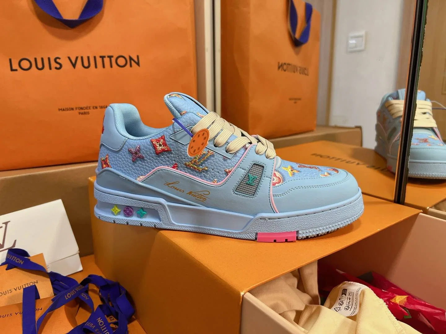 LV 27FW QVUSQNN 013 스니커즈 13