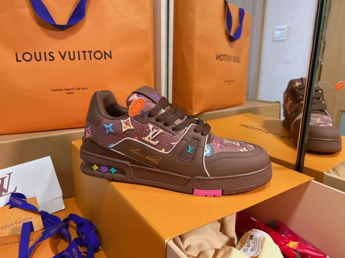 LV 27FW QVUSQNN 013 스니커즈 21