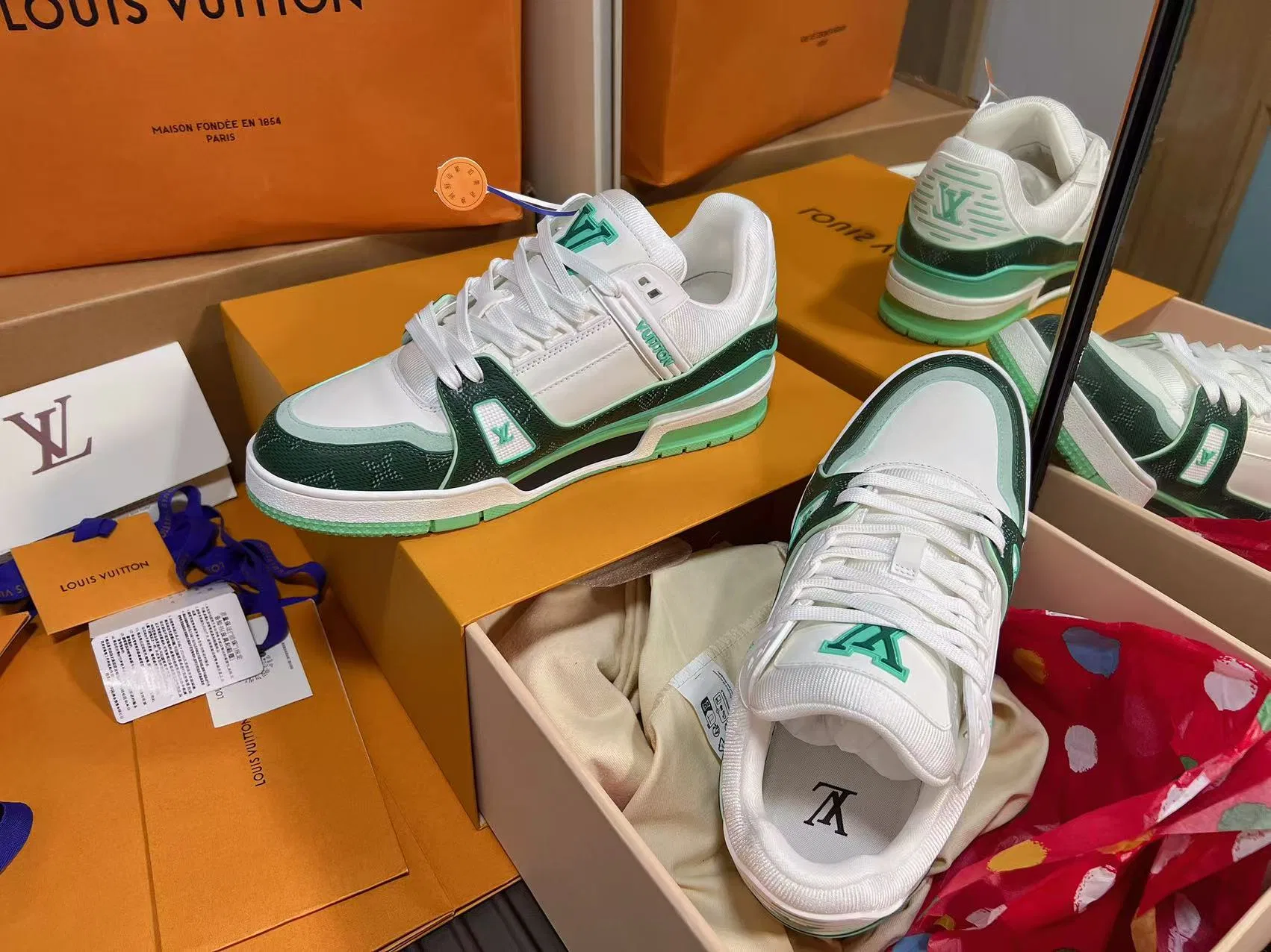 LV 27FW QVUSQNN 014 스니커즈 18