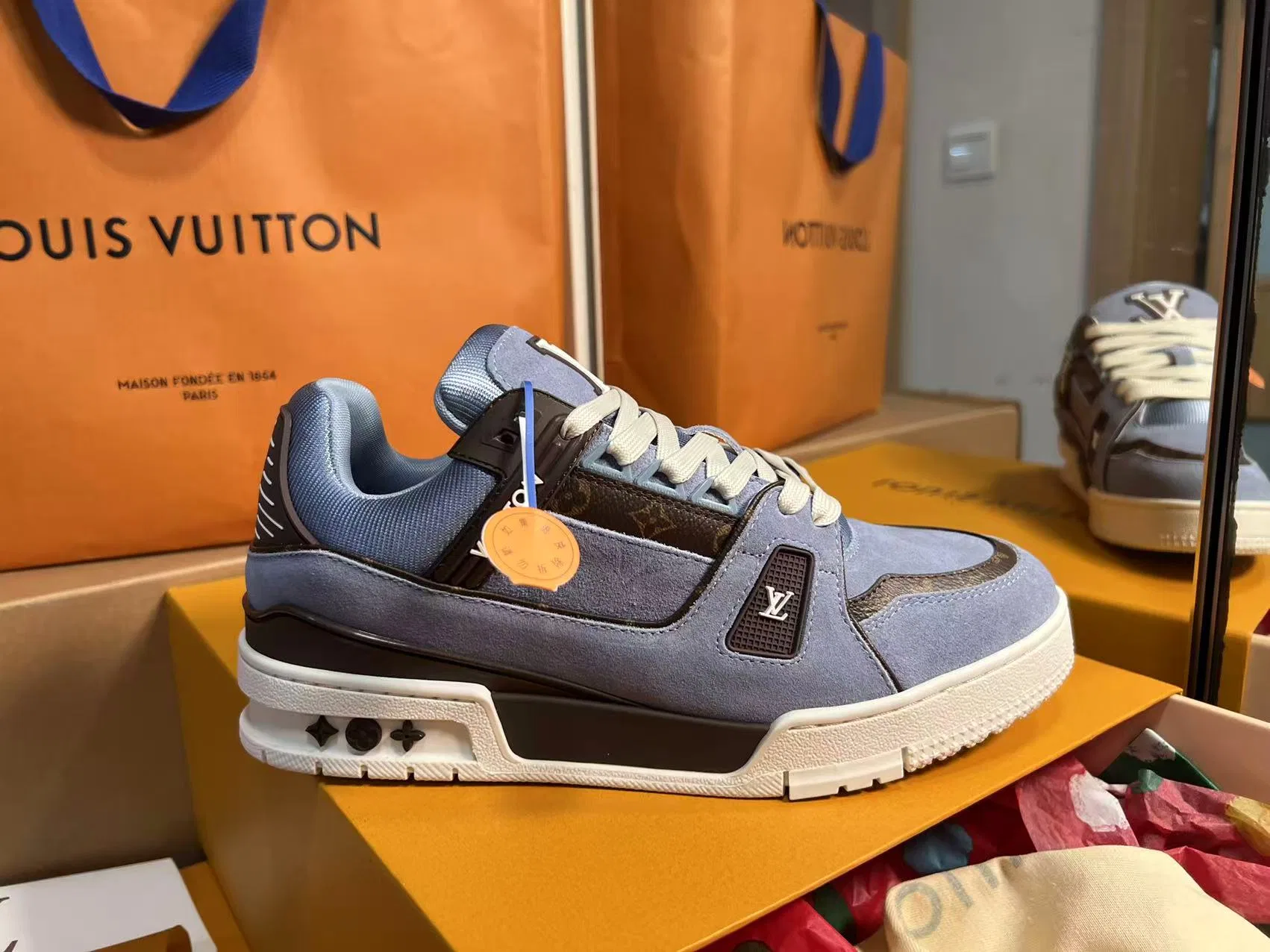 LV 27FW QVUSQNN 019 스니커즈 13