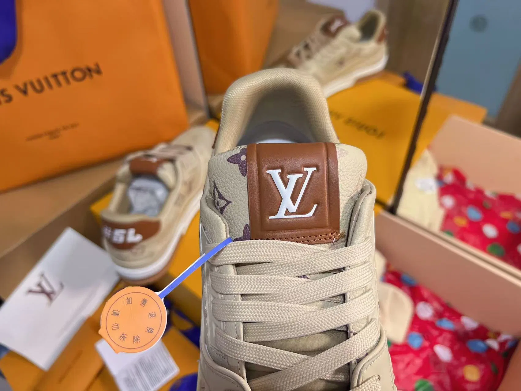 LV 27FW QVUSQNN 022 스니커즈 16