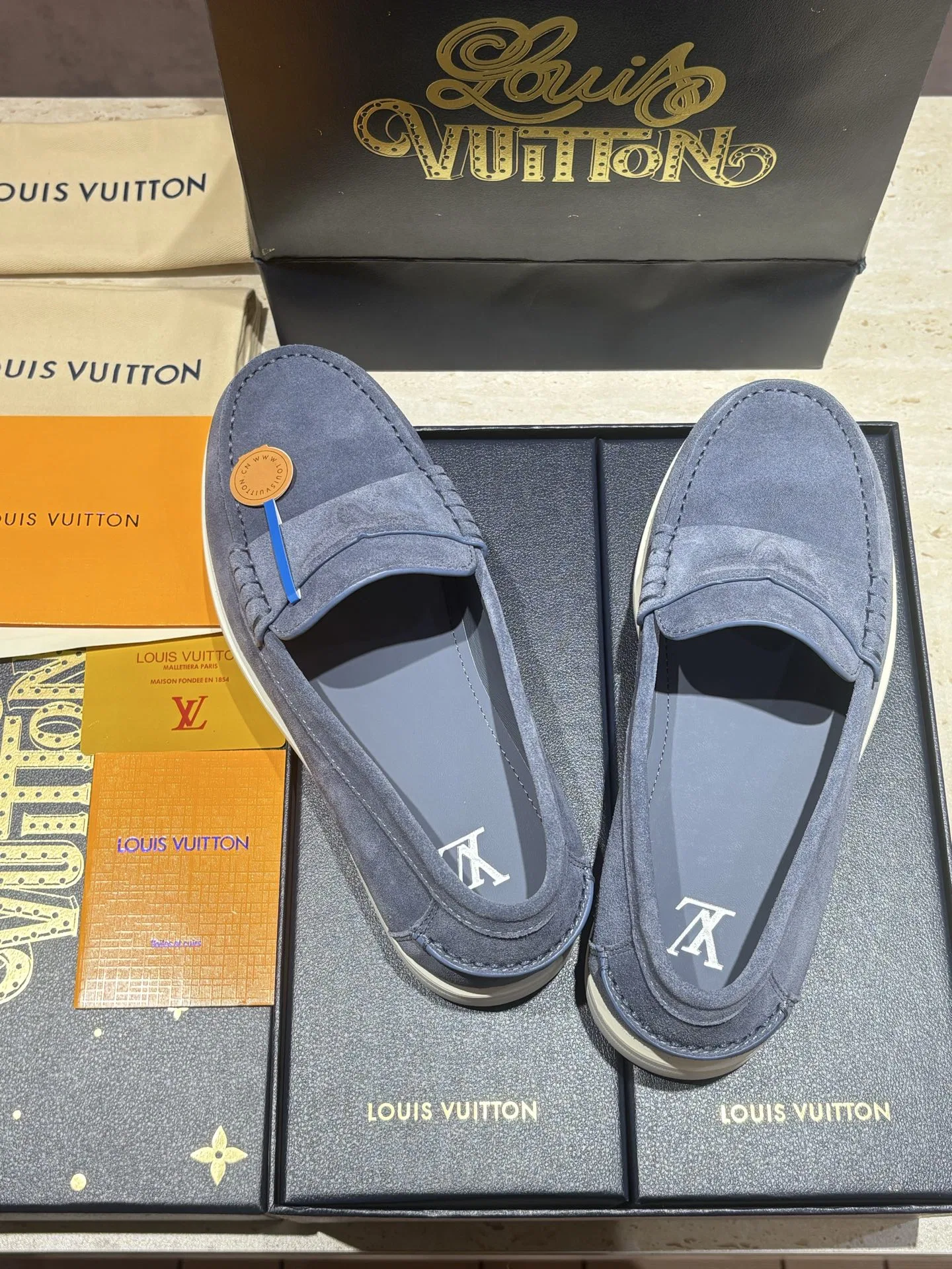 LV 27FW QVUSQNN 024 로퍼 11
