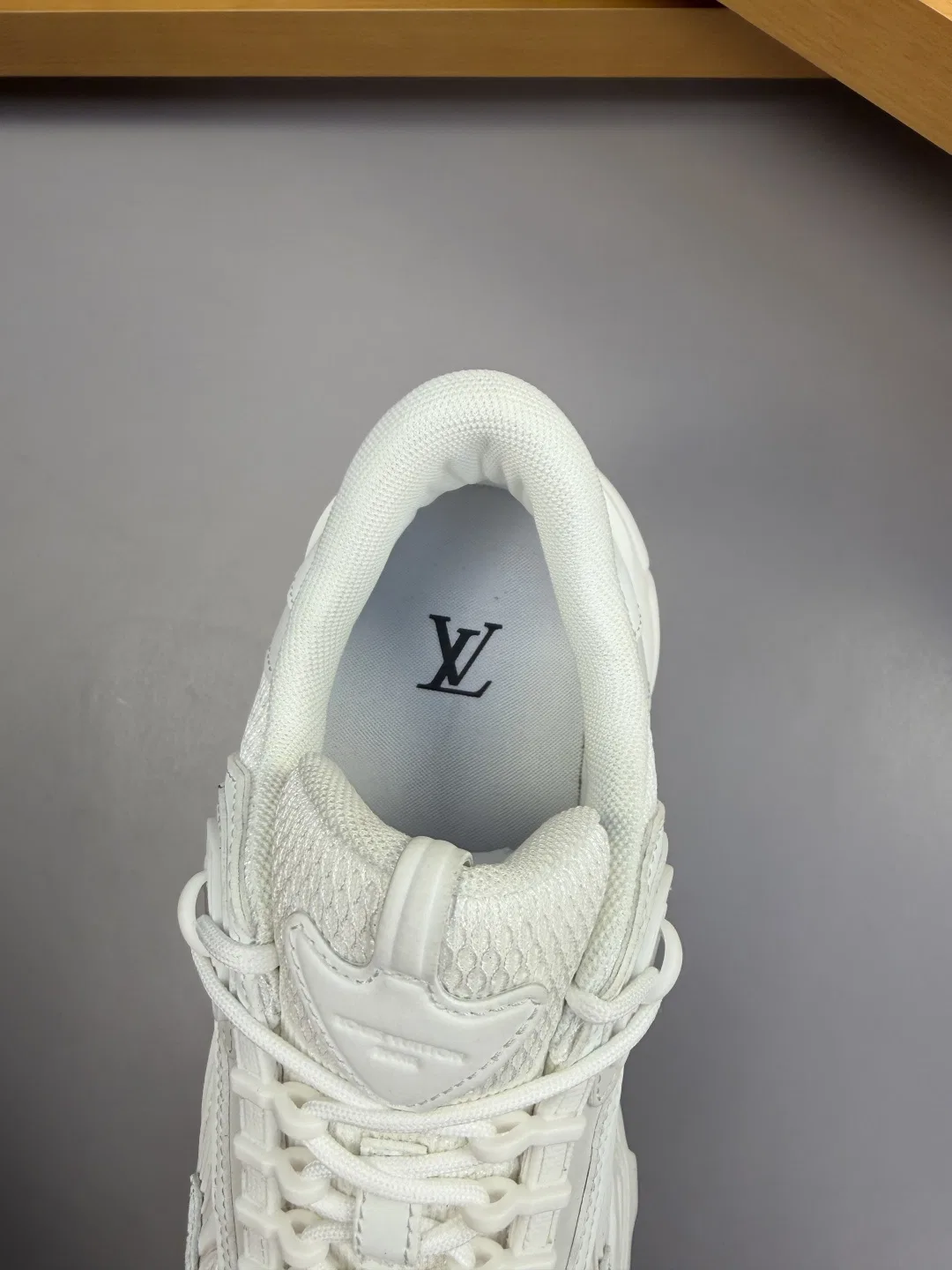 LV 27FW QVUSQNN 029 스니커즈 50