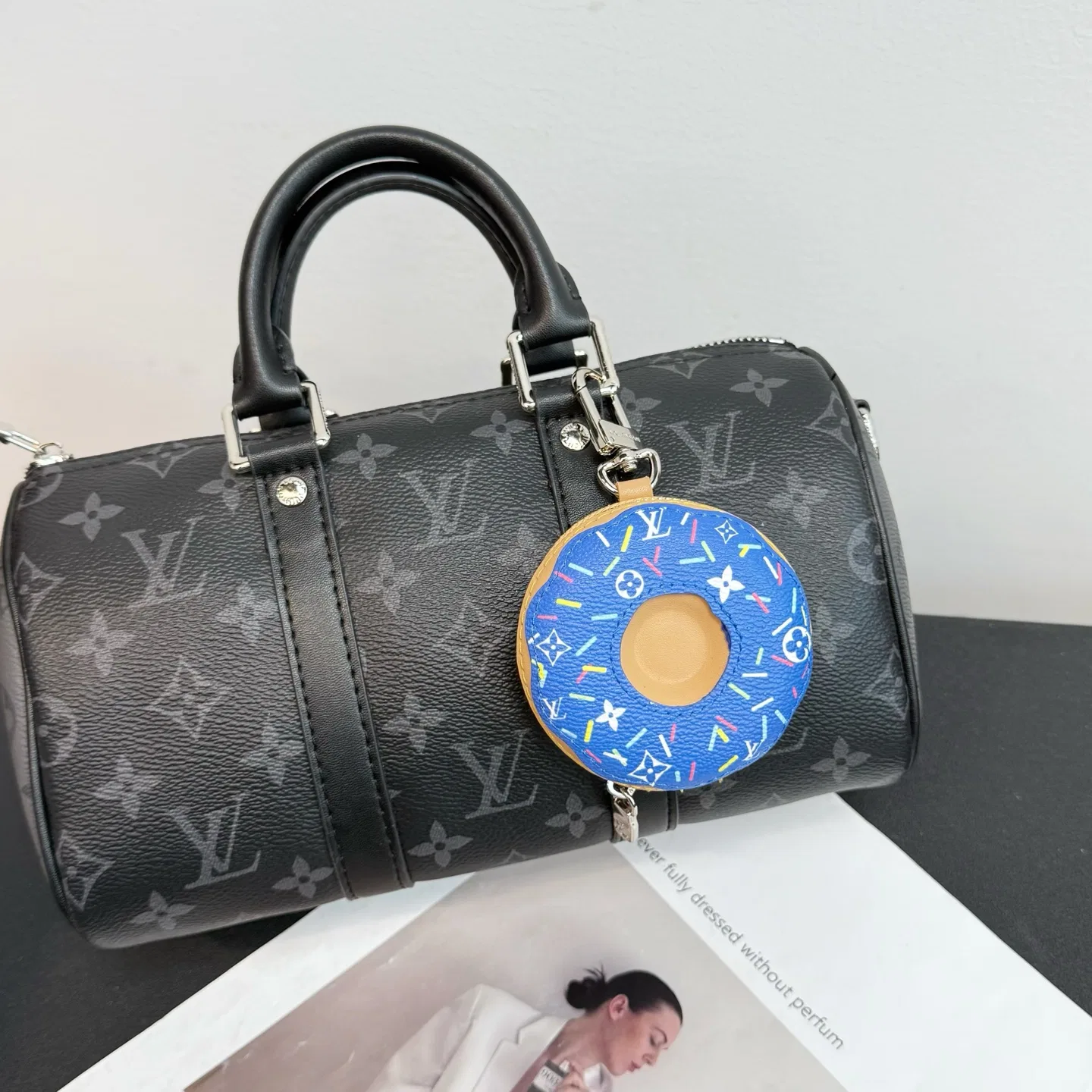 LV 27FW QVUSQNN 030 키링 16