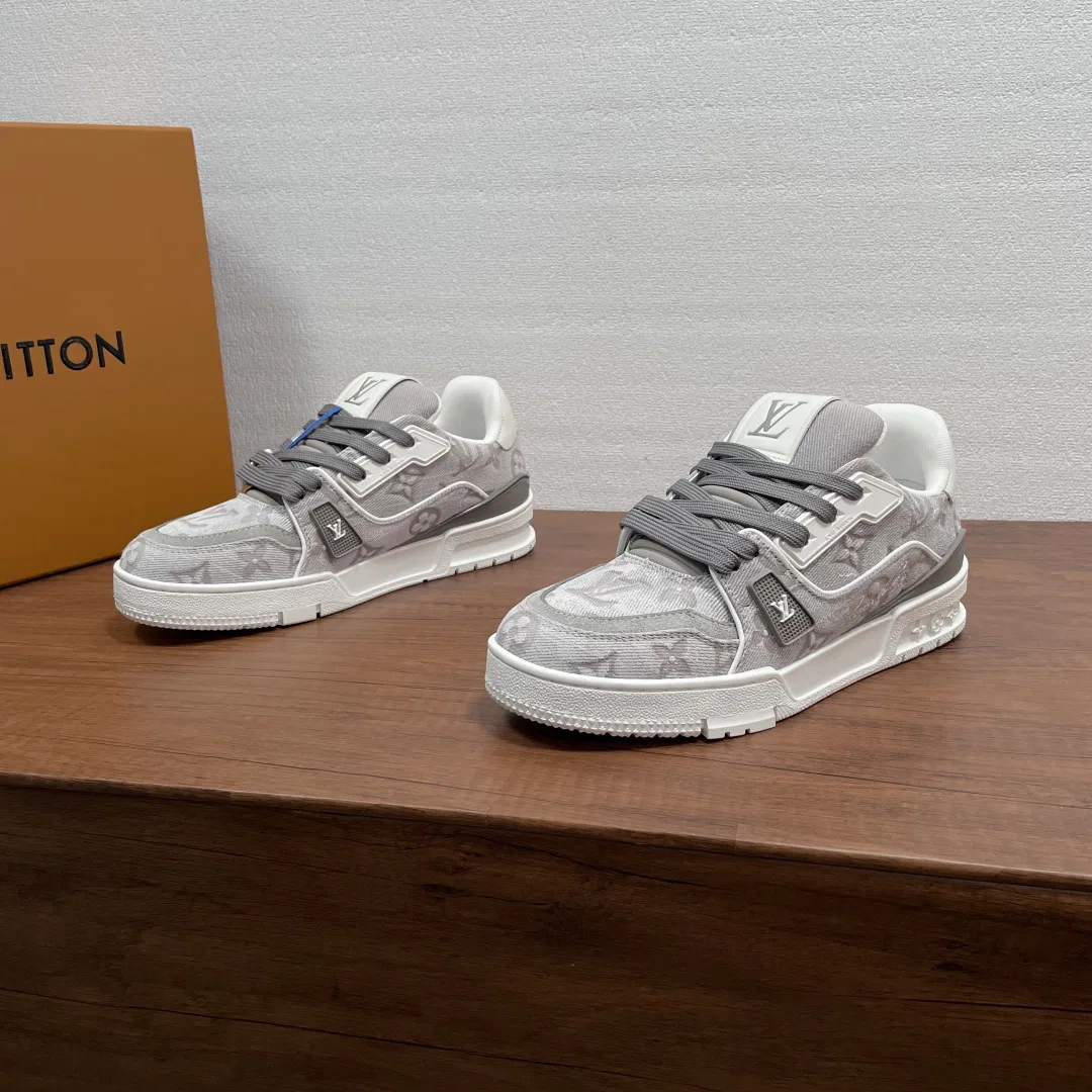 LV 27FW QVUSQNN 041 스니커즈 10
