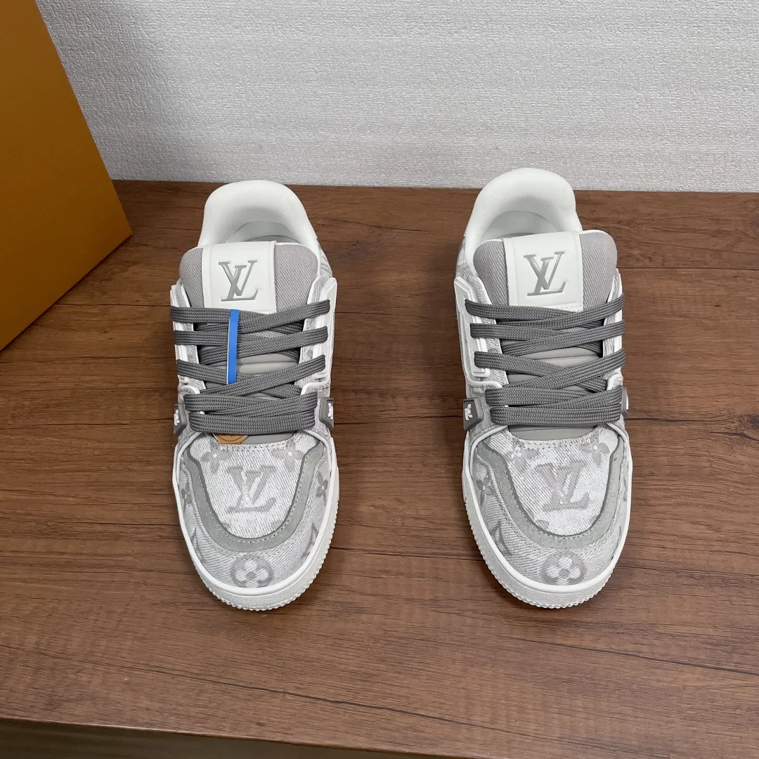 LV 27FW QVUSQNN 041 스니커즈 11