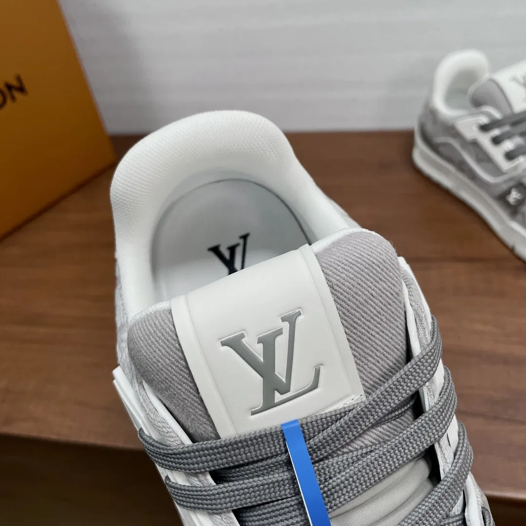 LV 27FW QVUSQNN 041 스니커즈 16