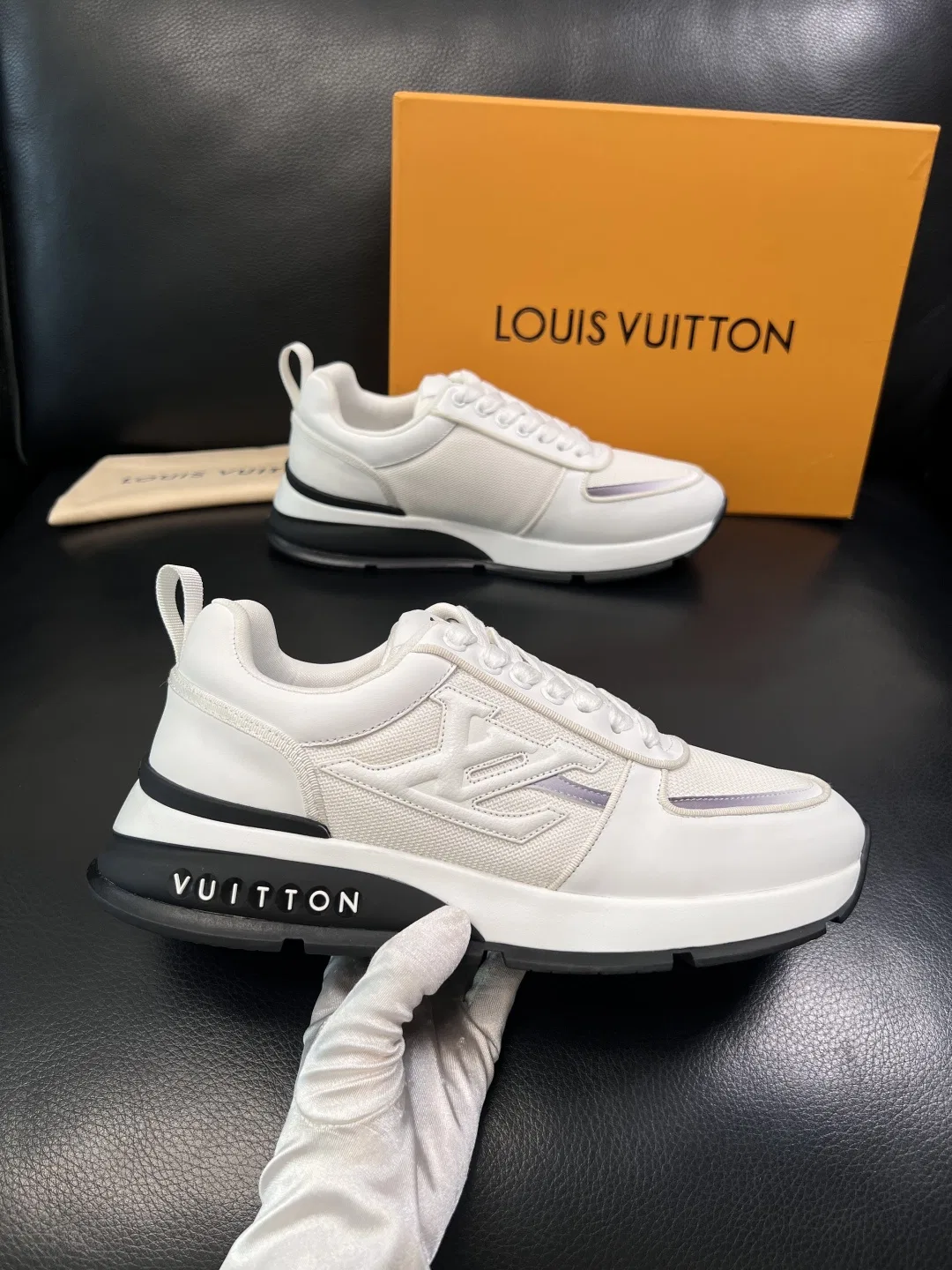 LV 27FW QVUSQNN 043 스니커즈 13