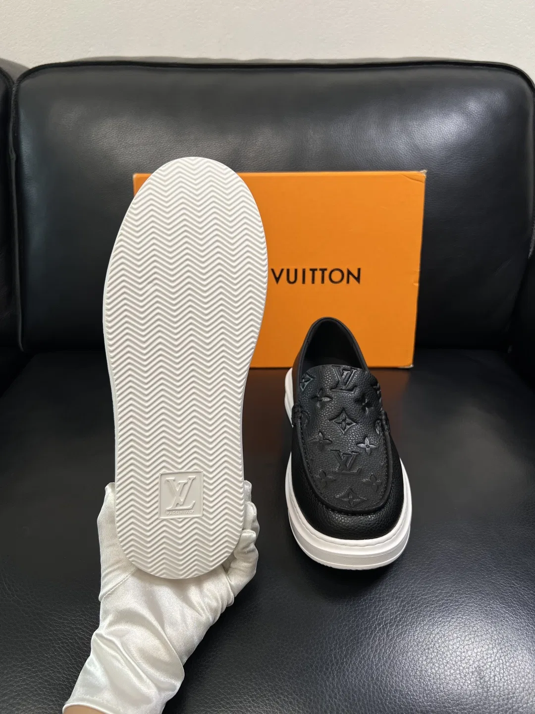 LV 27FW QVUSQNN 046 로퍼 9