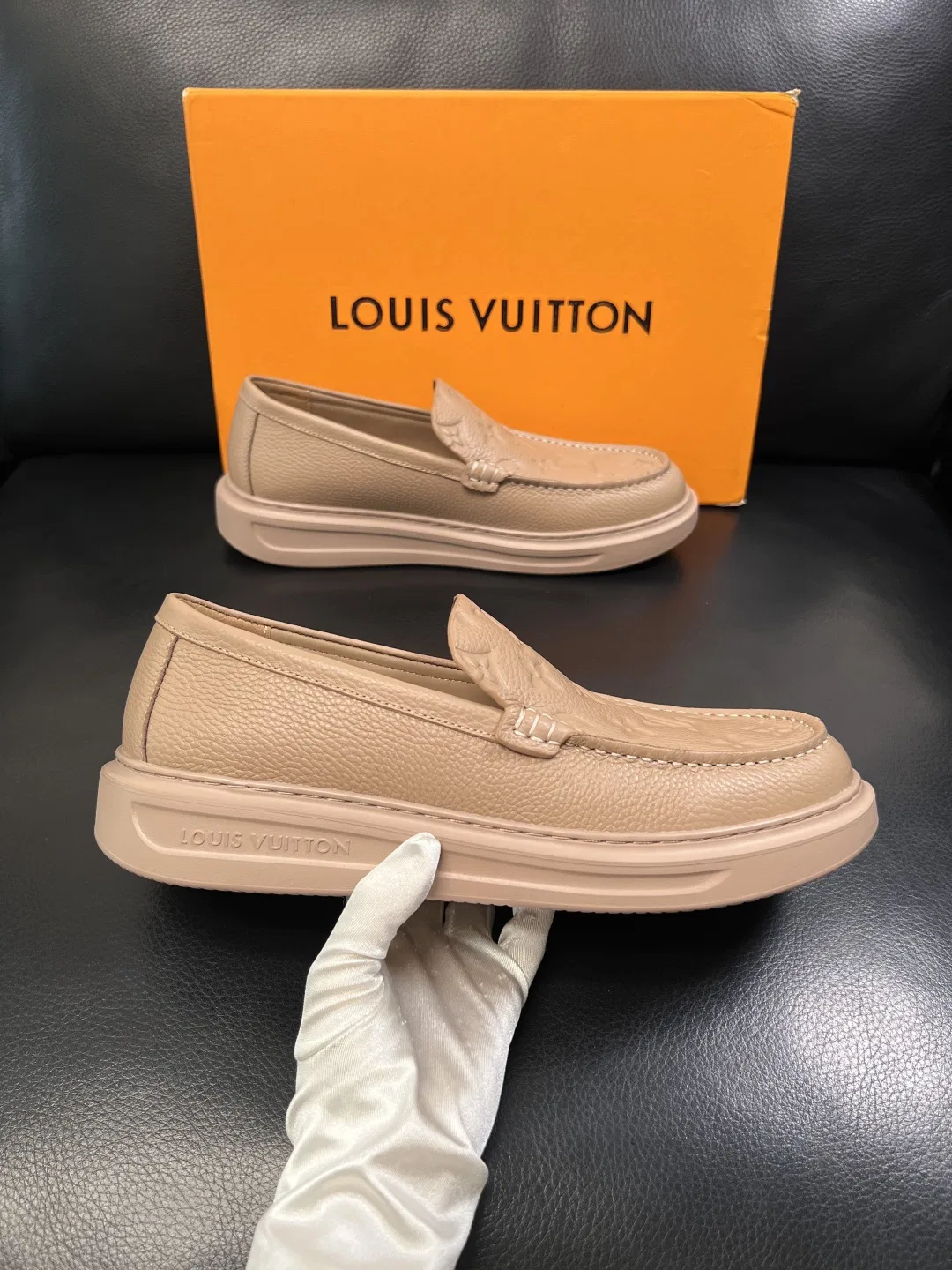 LV 27FW QVUSQNN 046 로퍼 13