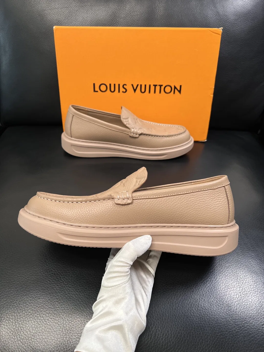 LV 27FW QVUSQNN 046 로퍼 14
