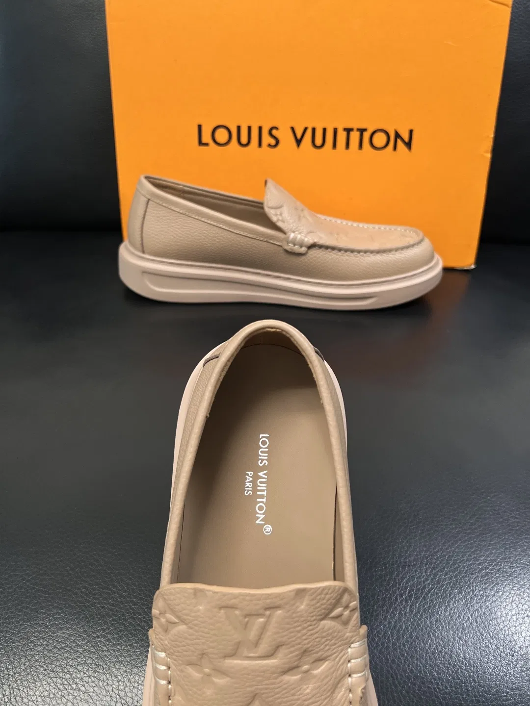 LV 27FW QVUSQNN 046 로퍼 16