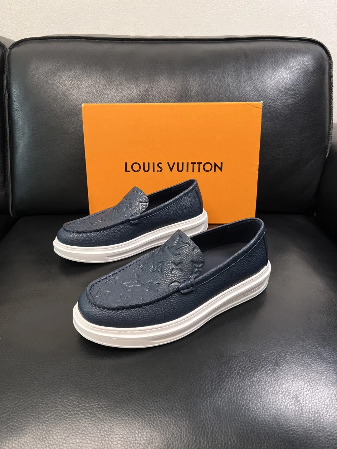 LV 27FW QVUSQNN 046 로퍼 20