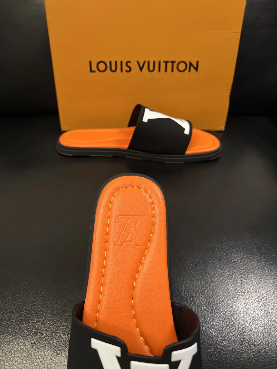 LV 27FW QVUSQNN 048 슬리퍼 39