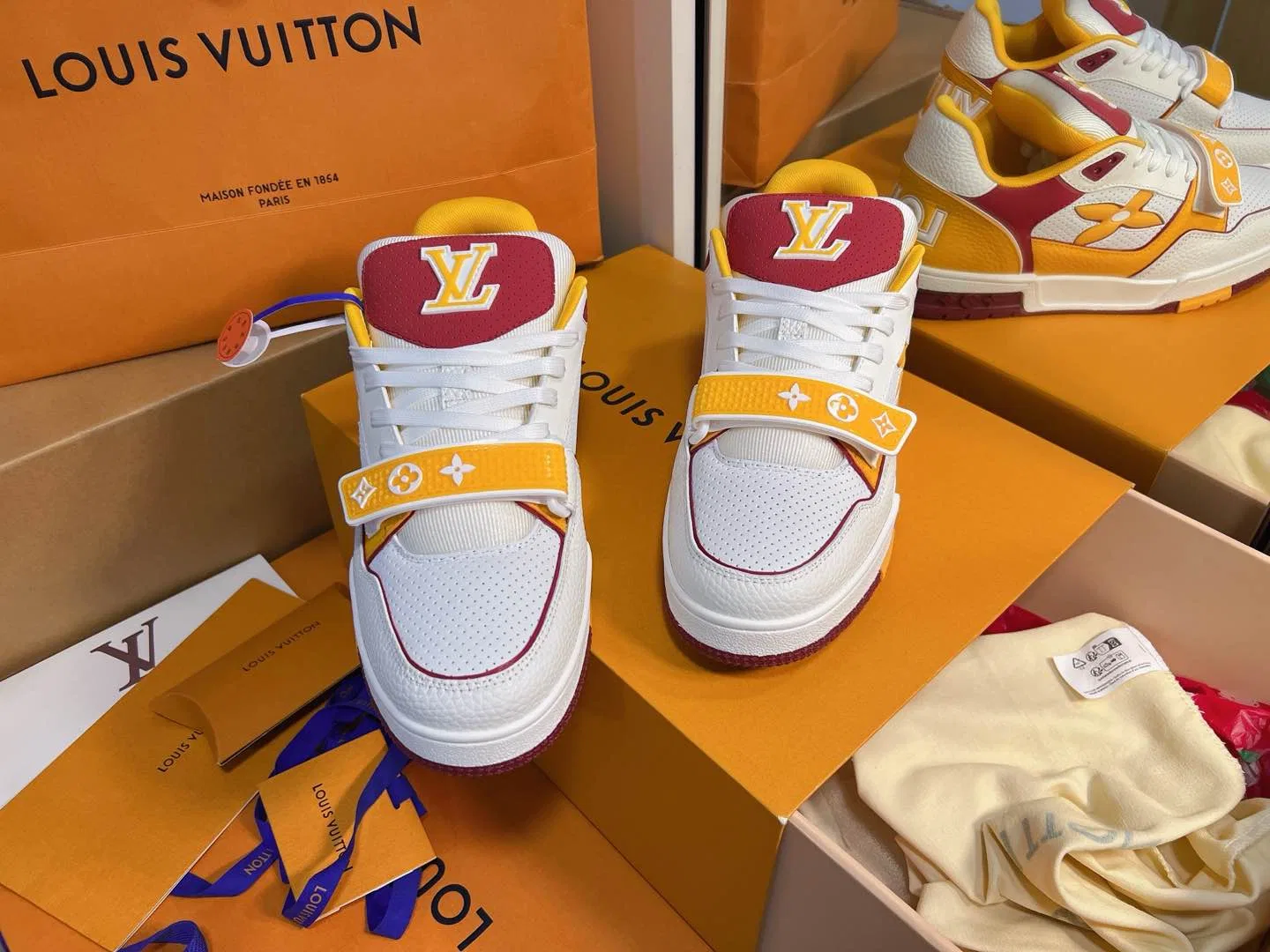 LV 27FW QVUSQNN 057 스니커즈 13