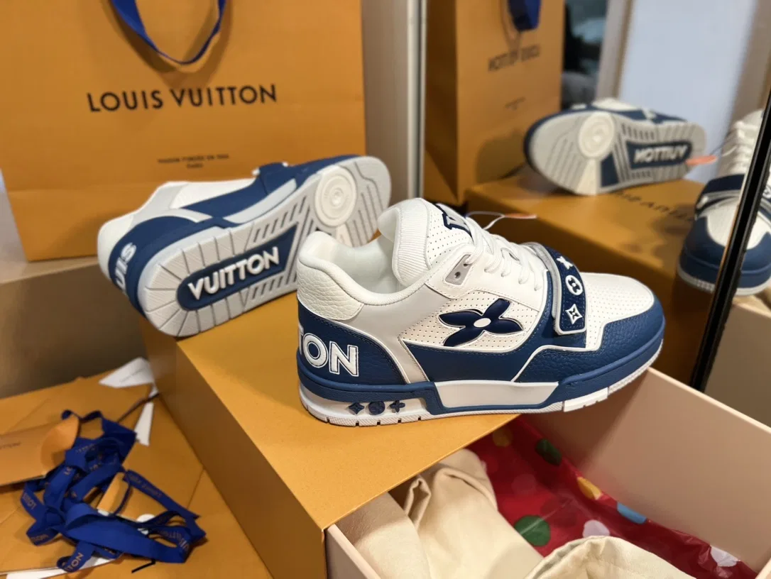 LV 27FW QVUSQNN 062 스니커즈 13