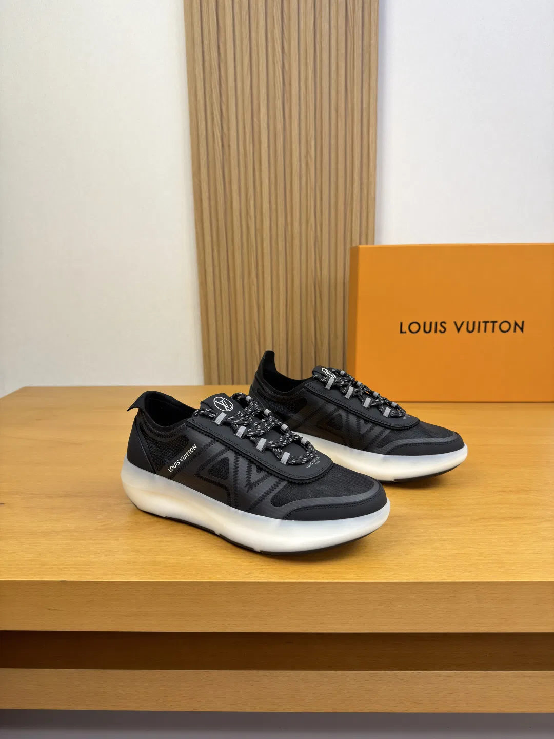 LV 27FW QVUSQNN 090 운동화 10