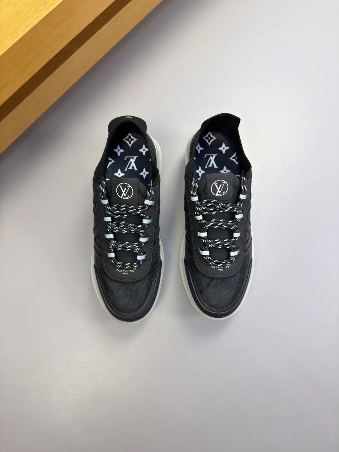 LV 27FW QVUSQNN 090 운동화 11