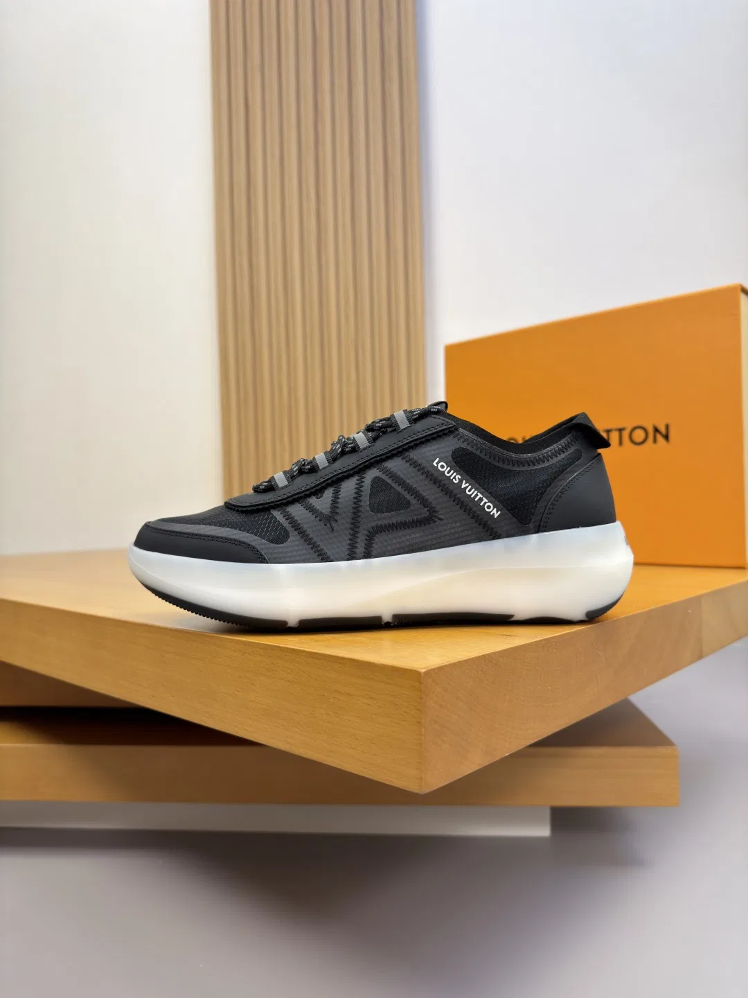 LV 27FW QVUSQNN 090 운동화 14
