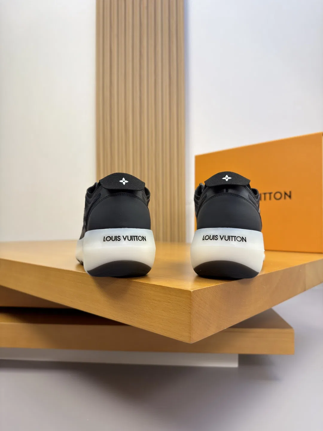 LV 27FW QVUSQNN 090 운동화 17