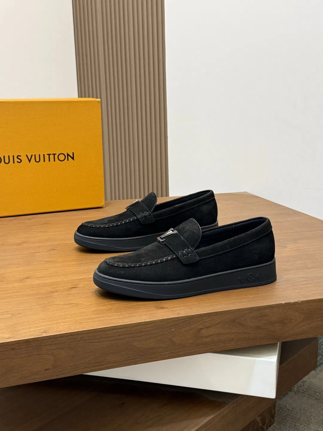 LV 27FW QVUSQNN 093 로퍼 20
